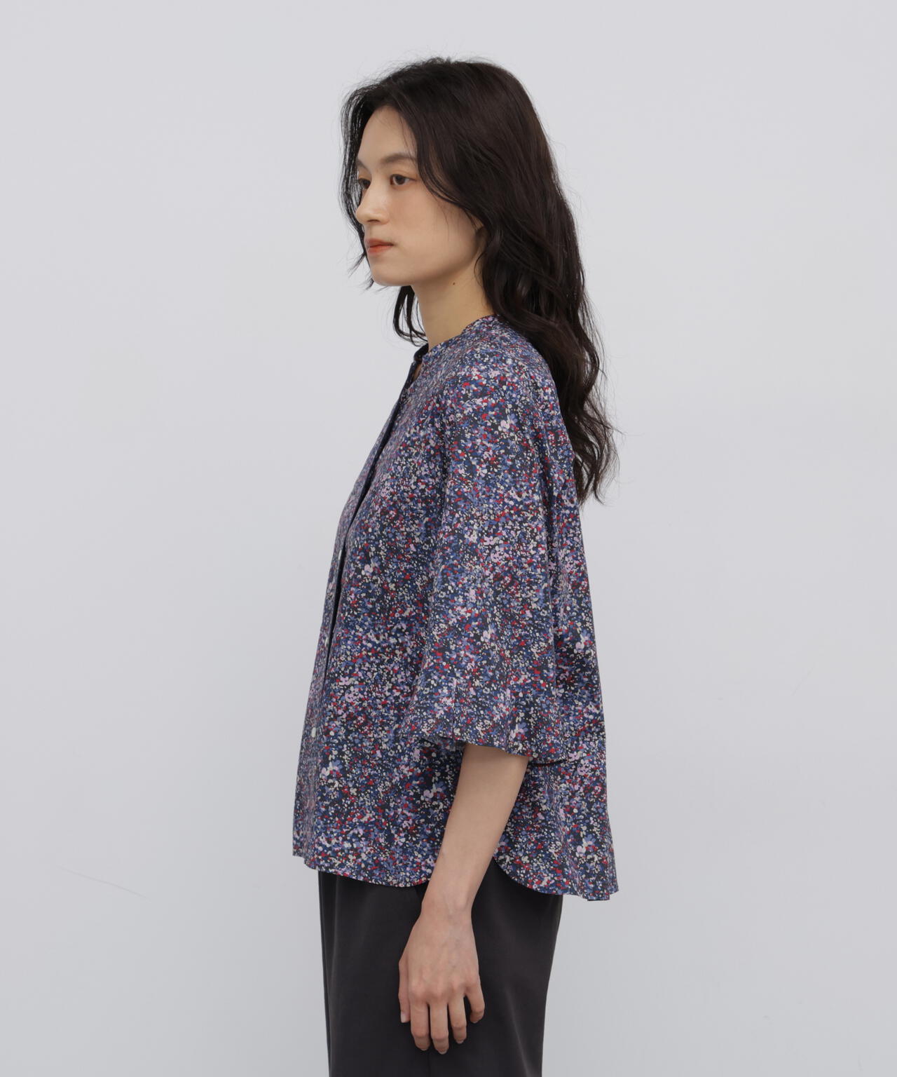 165cm/B:77cm/W:57cm/H:79cm 着用サイズ：M