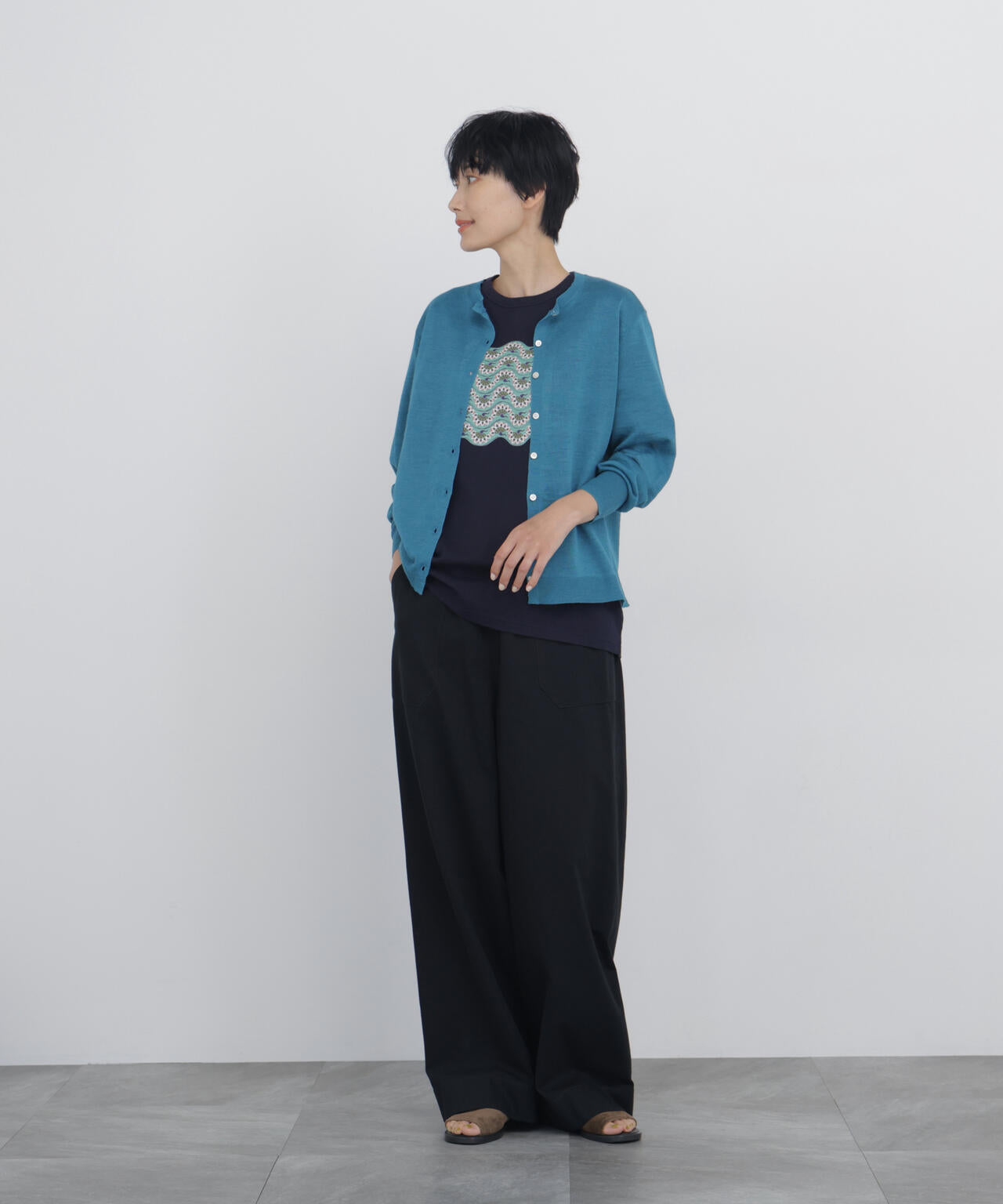166cm　B/78　W/58　H/86 着用サイズ：M