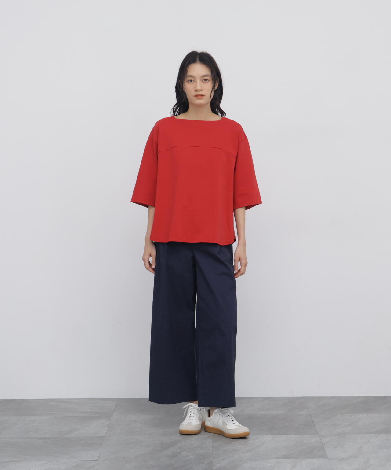165cm/B:77cm/W:57cm/H:79cm 着用サイズ：M