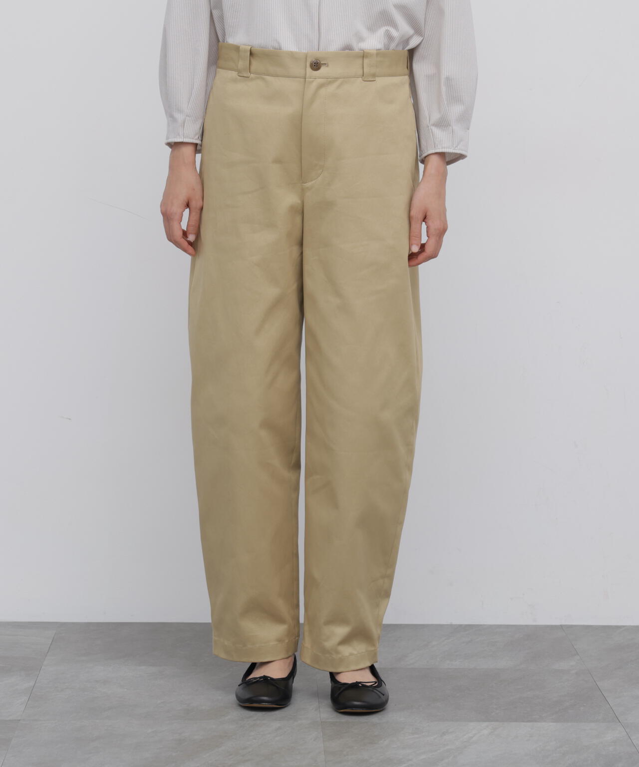 165cm/B:77cm/W:57cm/H:79cm 着用サイズ：M
