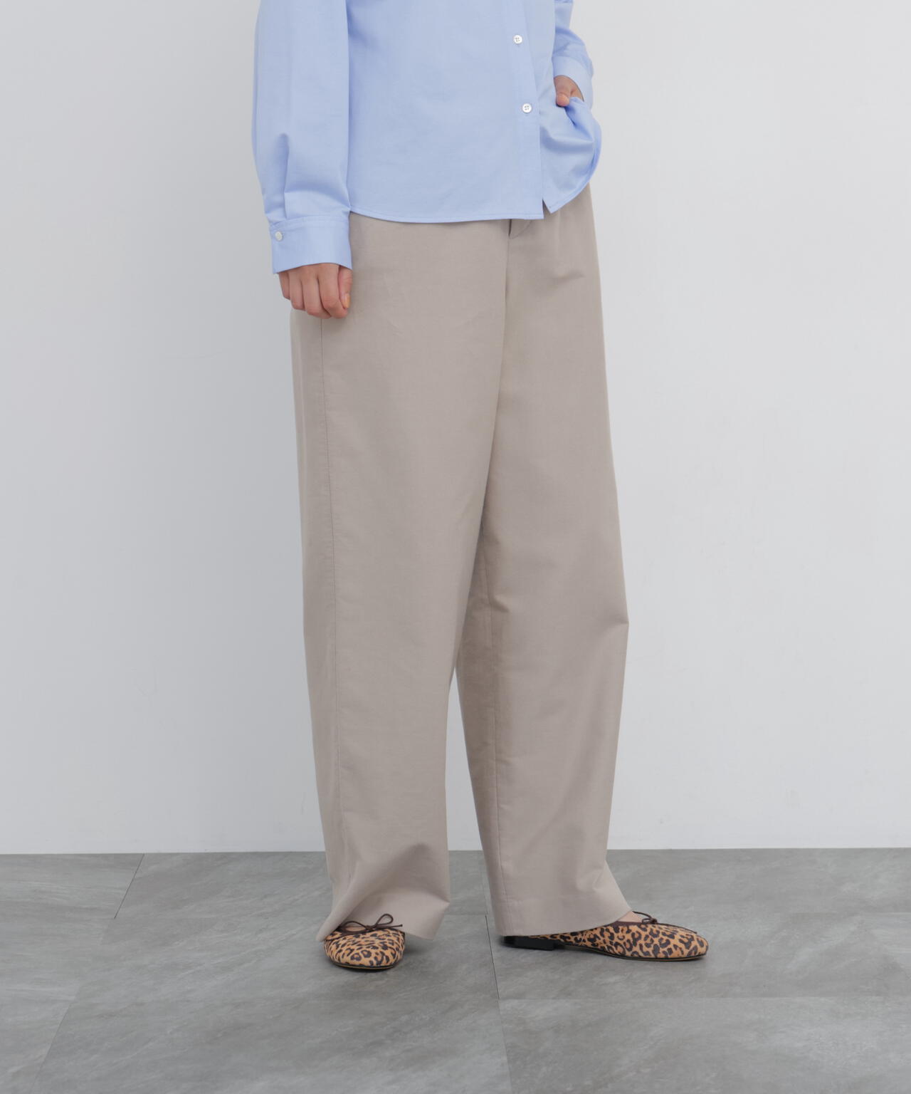 《名品 / マルチサイズ / 洗える》ストレッチエアリードットコード５ポケットセミワイドパンツ