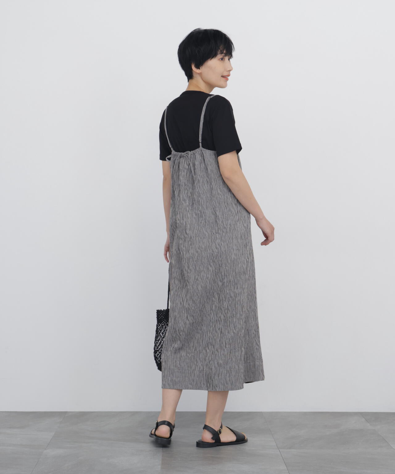 166cm　B/78　W/58　H/86 着用サイズ：M