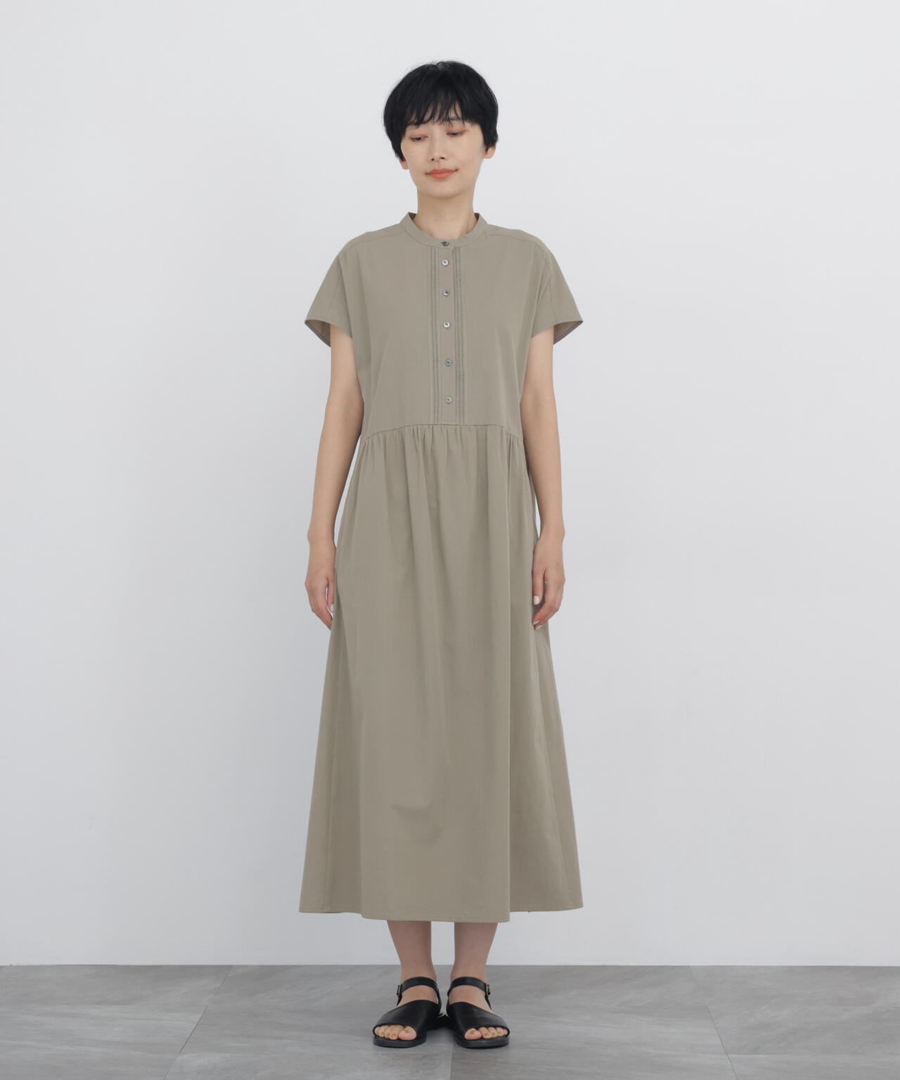 166cm　B/78　W/58　H/86 着用サイズ：M