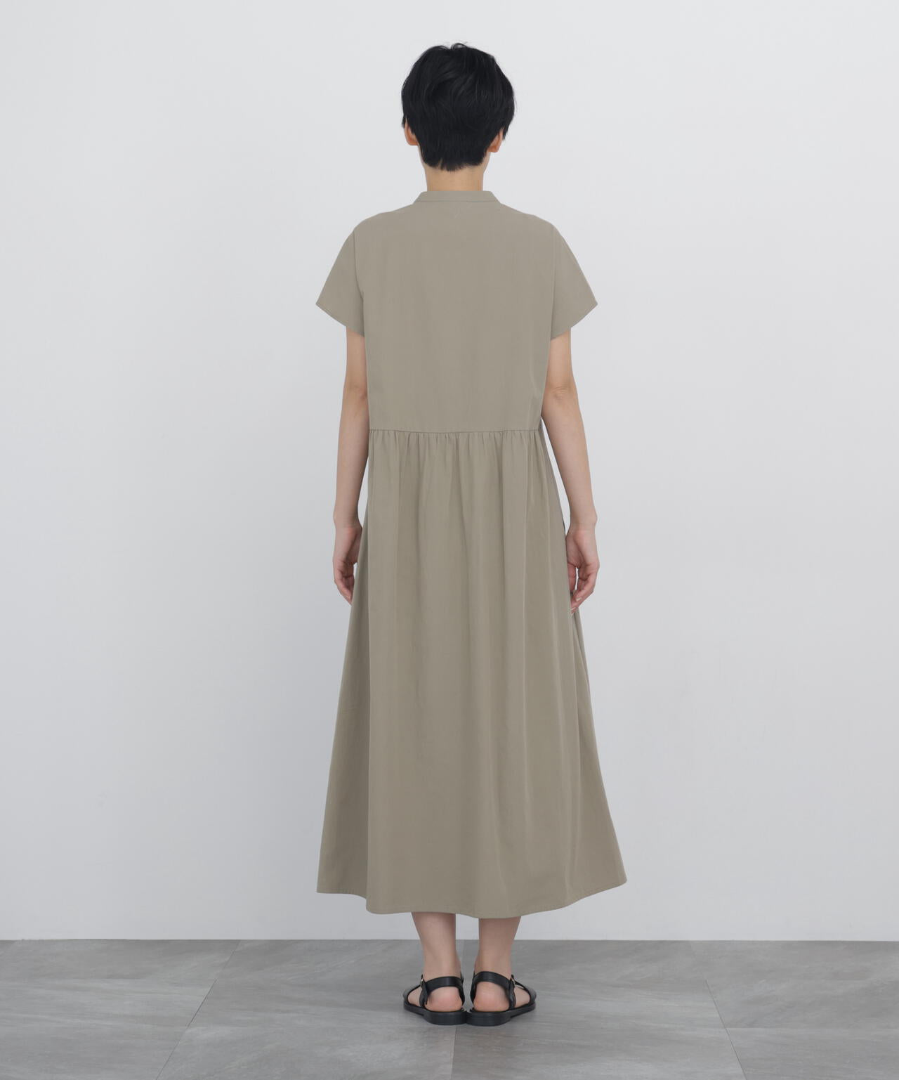 166cm　B/78　W/58　H/86 着用サイズ：M