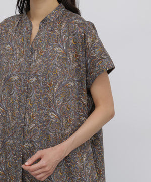 165cm/B:77cm/W:57cm/H:79cm 着用サイズ：M