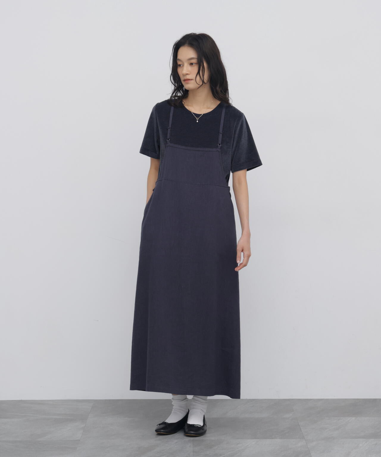 165cm/B:77cm/W:57cm/H:79cm 着用サイズ：M