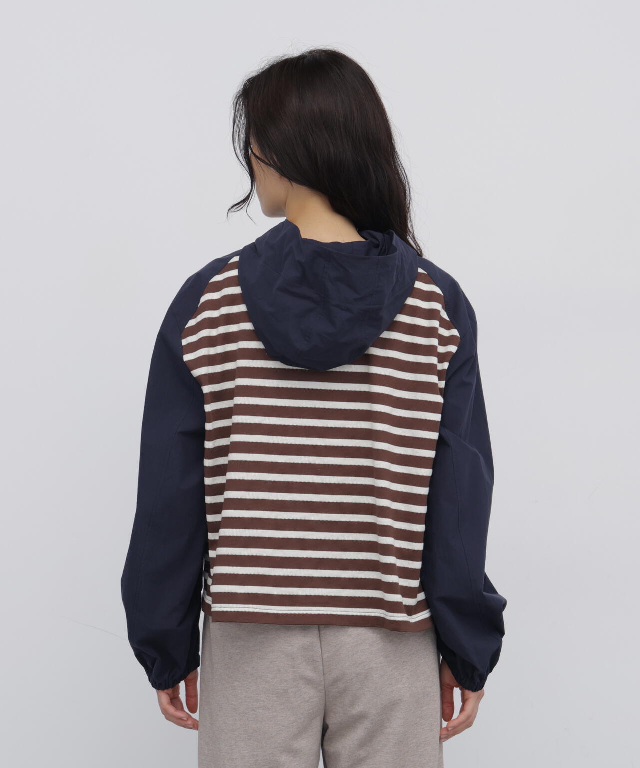 165cm/B:77cm/W:57cm/H:79cm 着用サイズ：M
