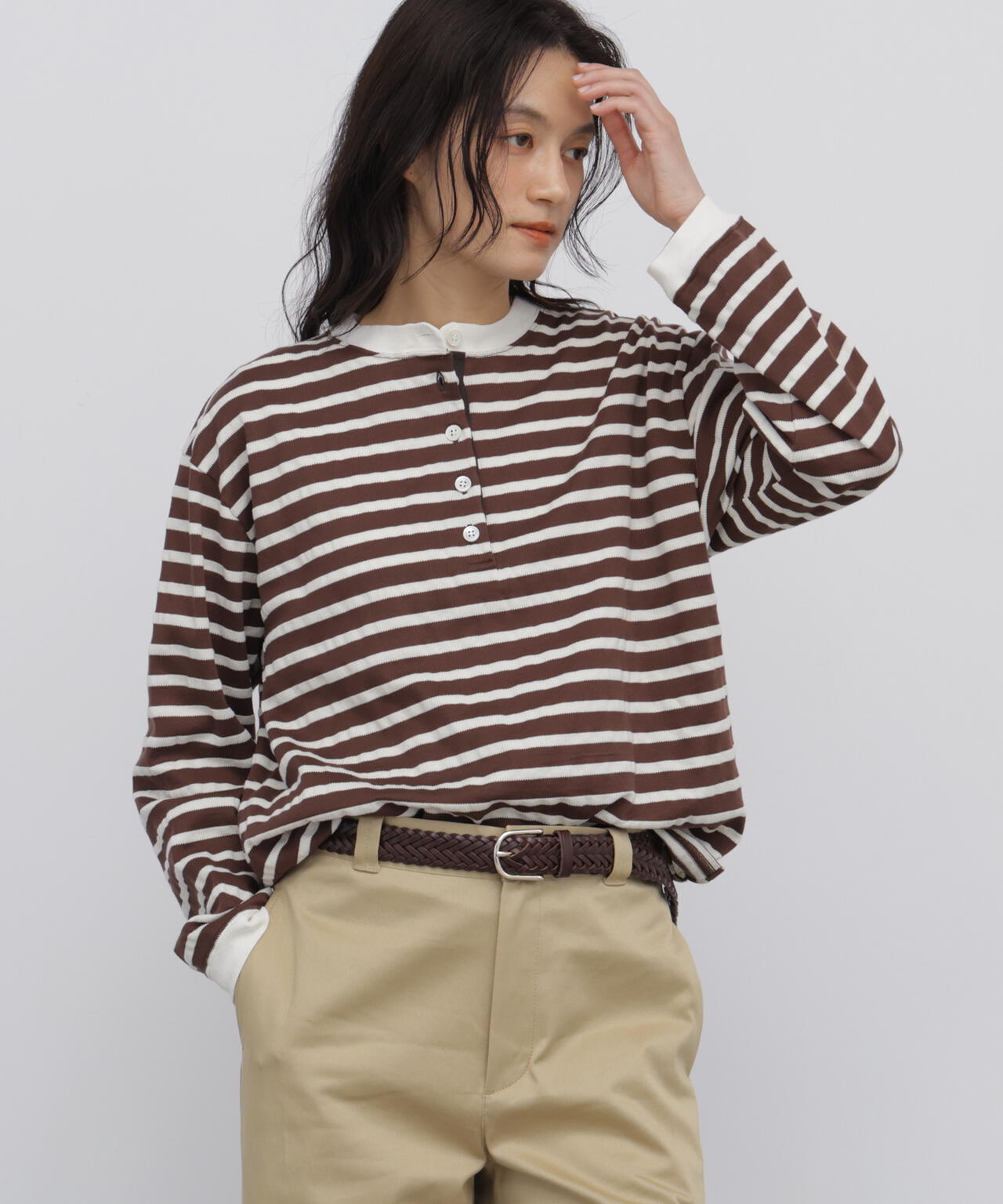 165cm/B:77cm/W:57cm/H:79cm 着用サイズ：M