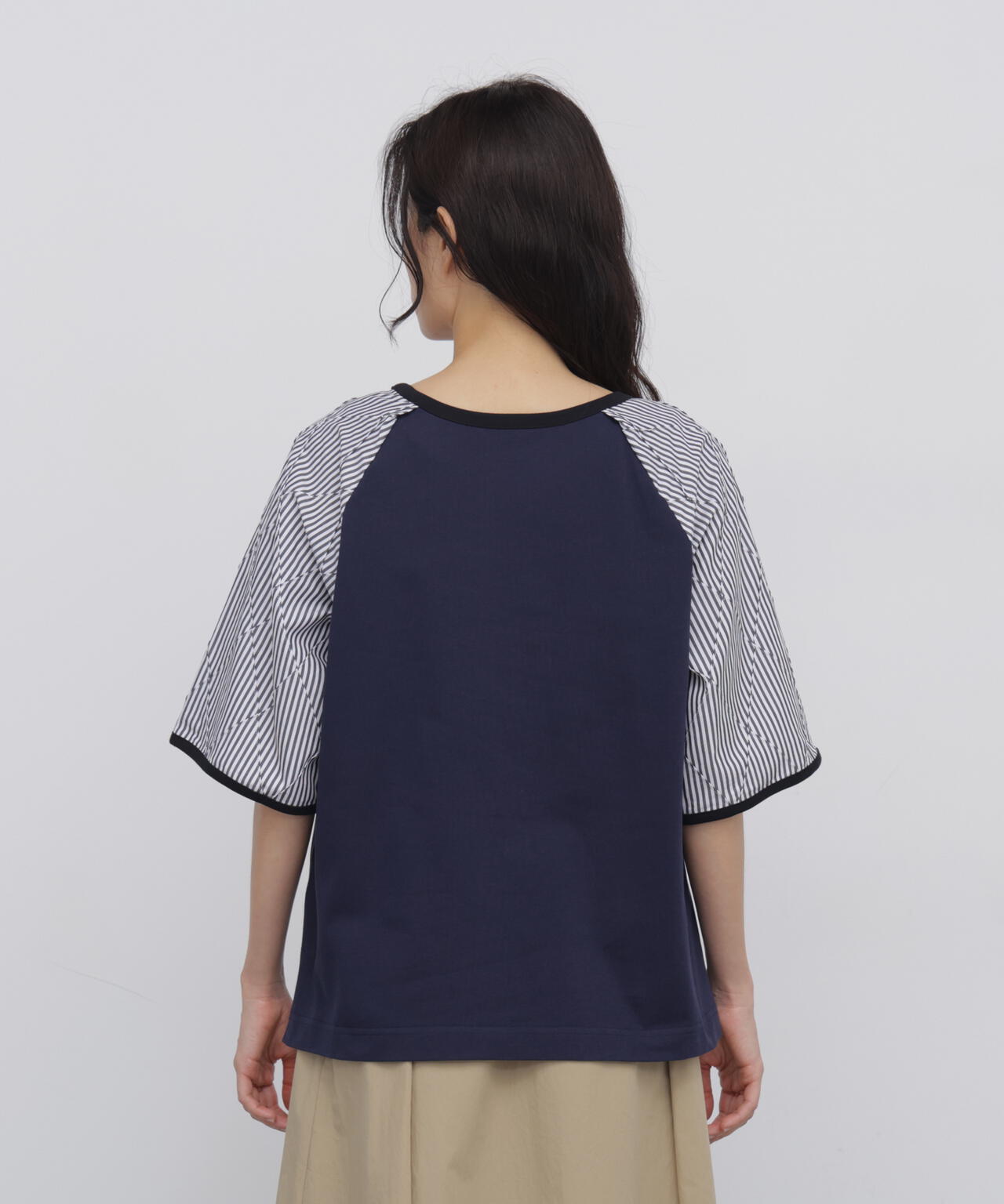 165cm/B:77cm/W:57cm/H:79cm 着用サイズ：M