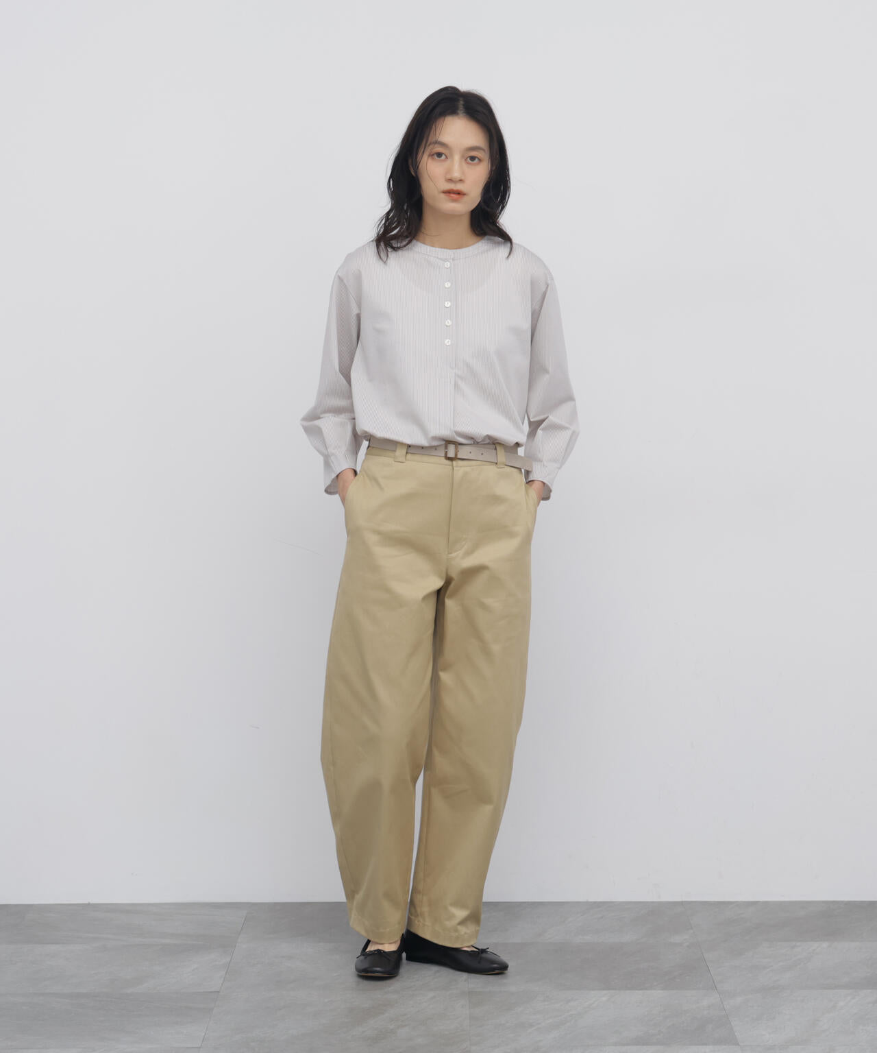 165cm/B:77cm/W:57cm/H:79cm 着用サイズ：M