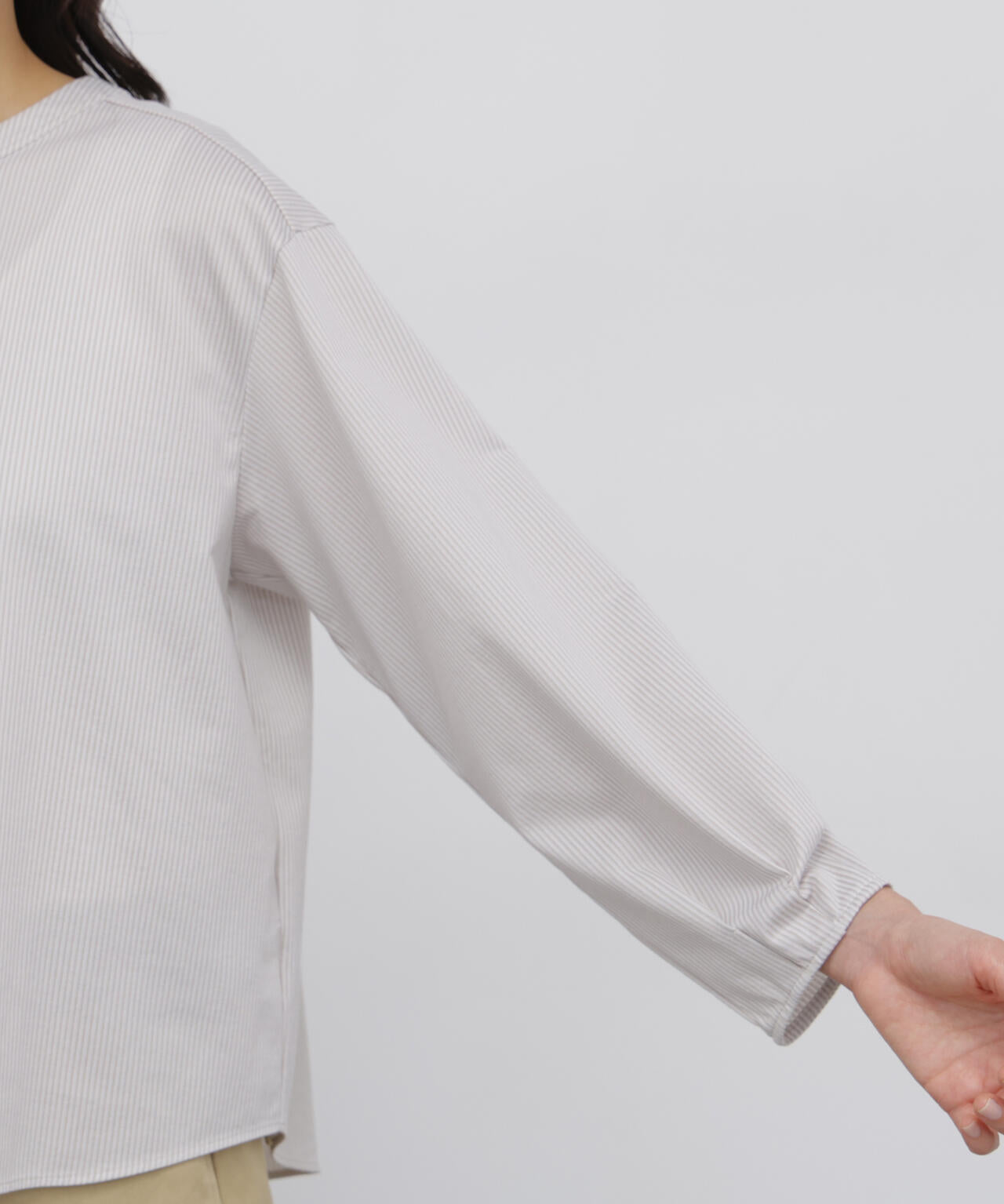165cm/B:77cm/W:57cm/H:79cm 着用サイズ：M