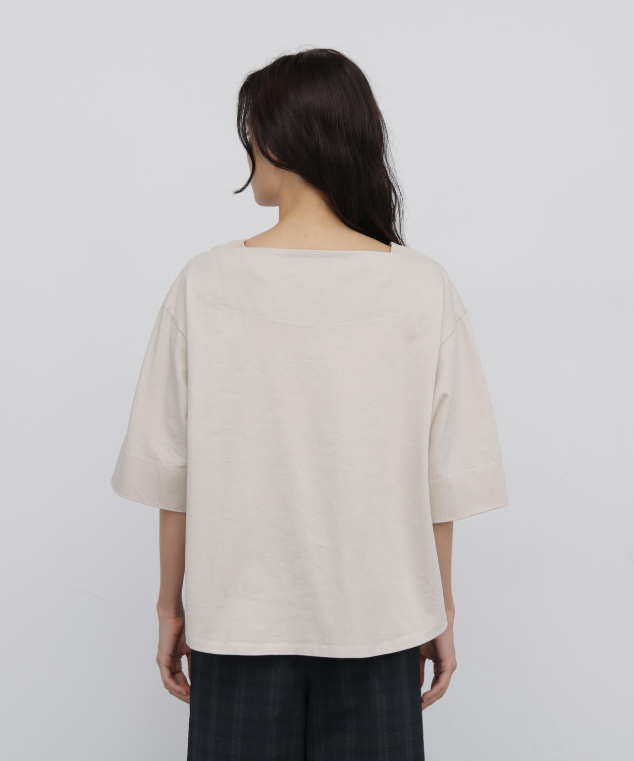 165cm/B:77cm/W:57cm/H:79cm 着用サイズ：M