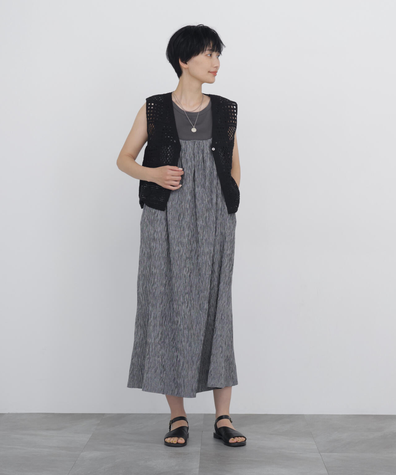 166cm　B/78　W/58　H/86 着用サイズ：M