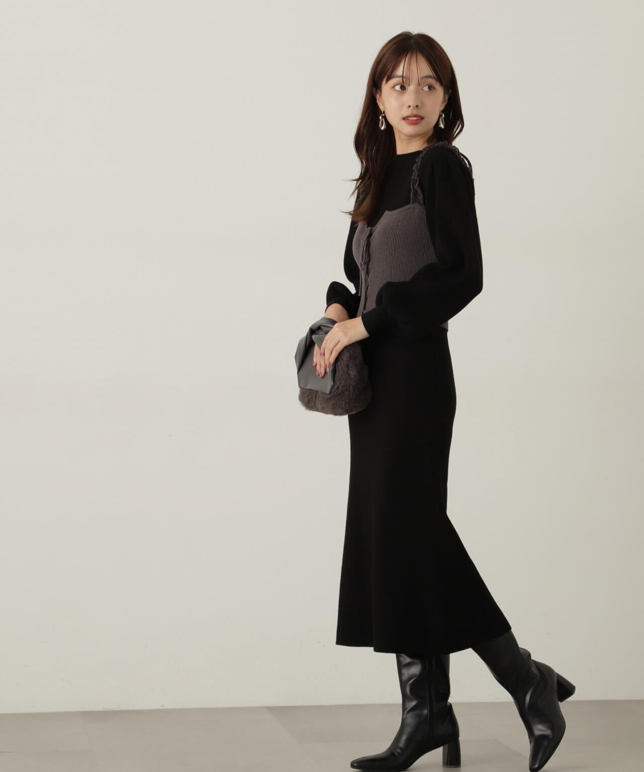 《EDIT COLOGNE》フリルニットビスチェセットアップ　WEB限定