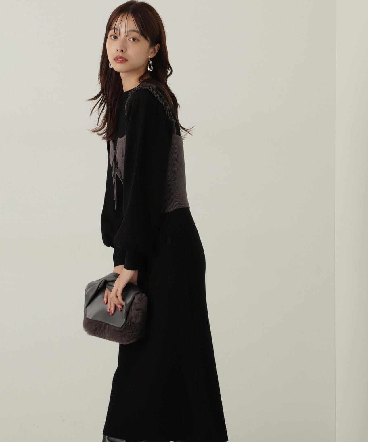 《EDIT COLOGNE》フリルニットビスチェセットアップ　WEB限定