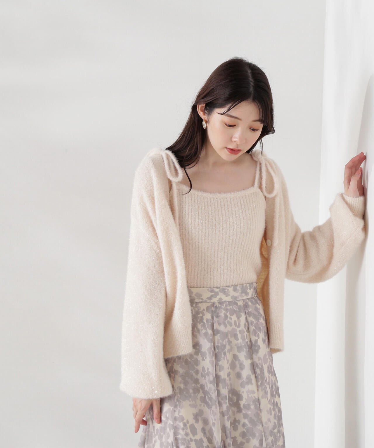 シャイニーフェザーアンサンブルニット　WEB限定カラー：パープル