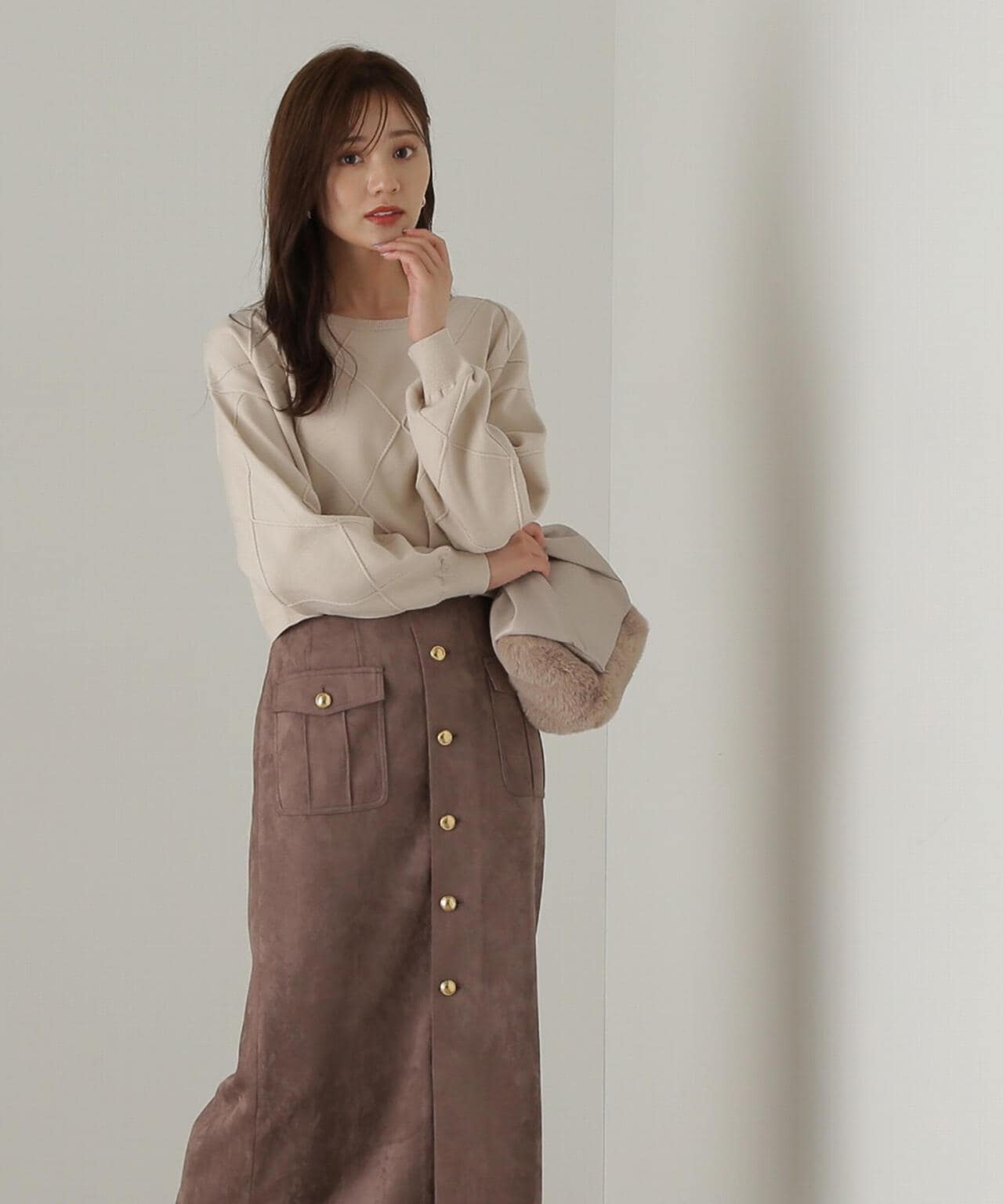 ダイヤ柄ショート丈ニット