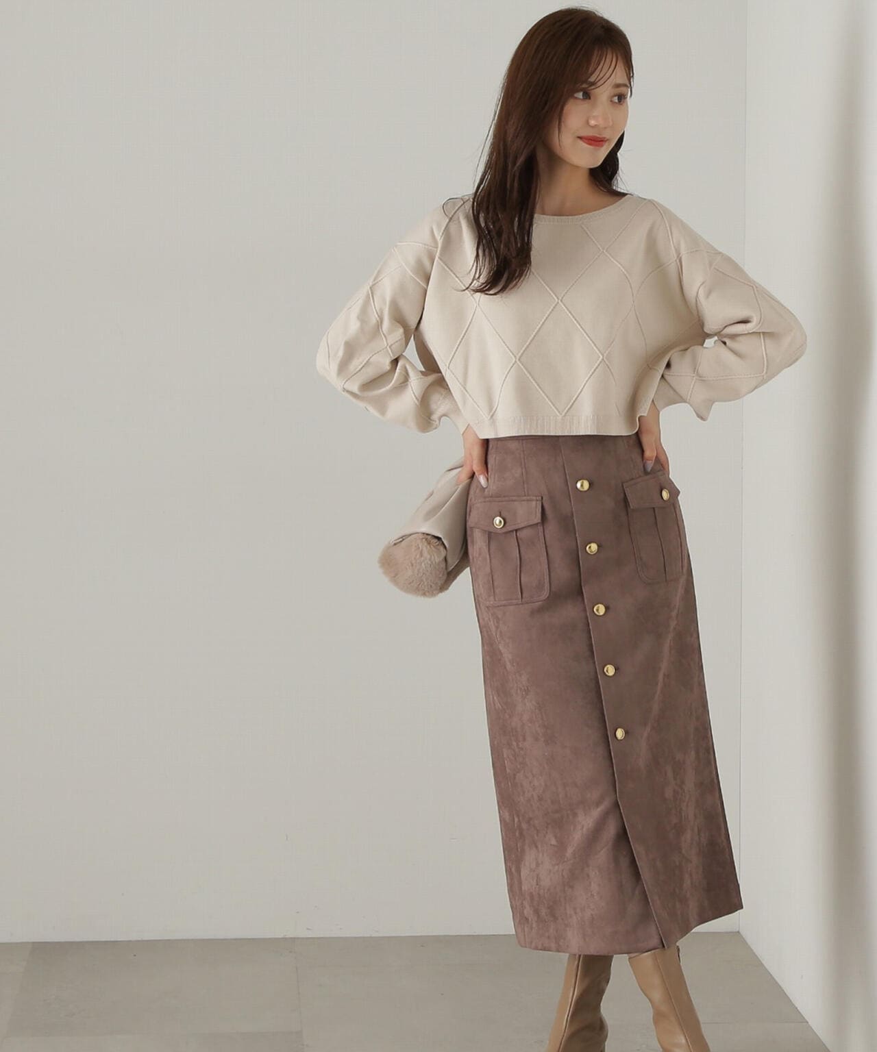 ダイヤ柄ショート丈ニット