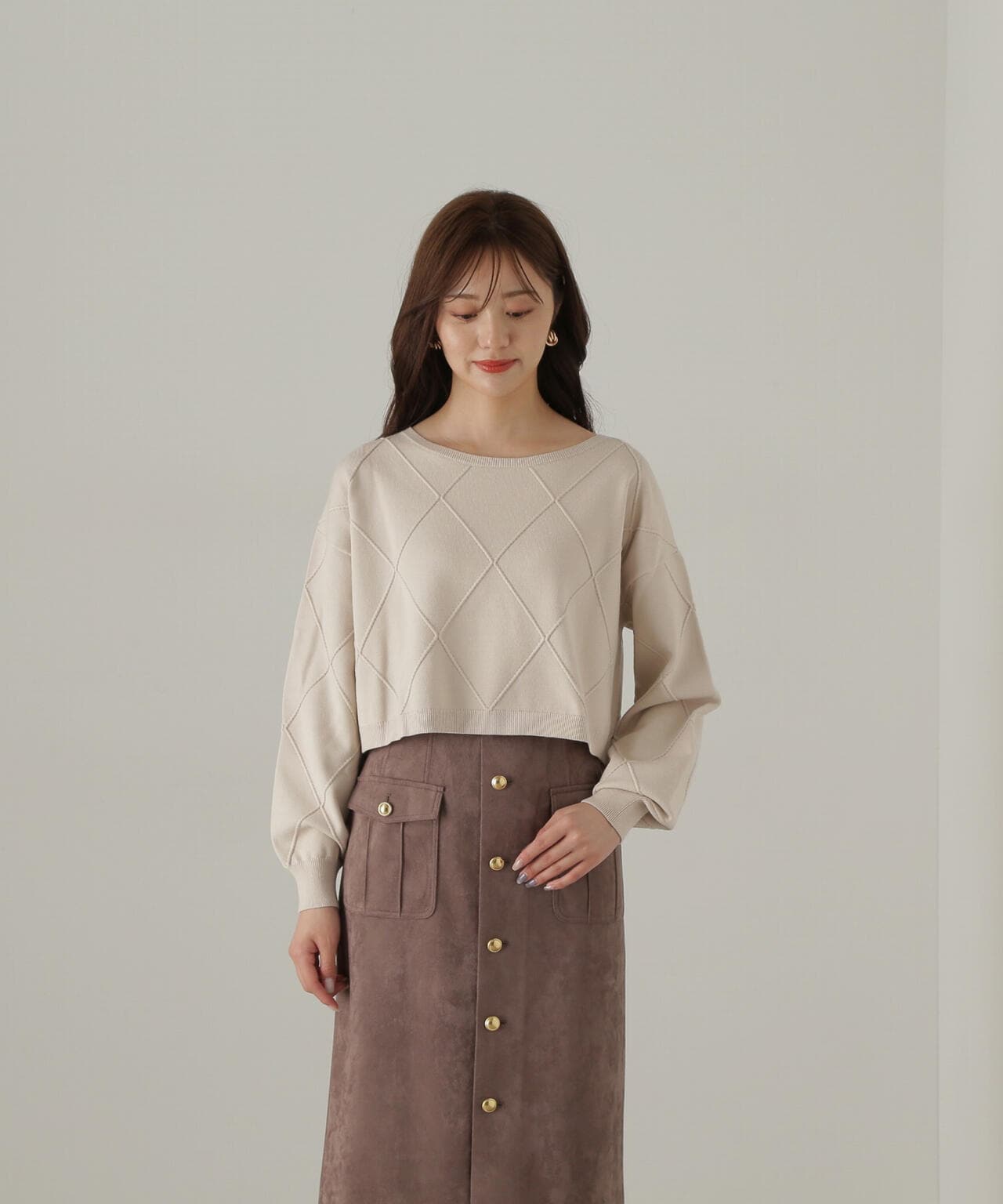 ダイヤ柄ショート丈ニット