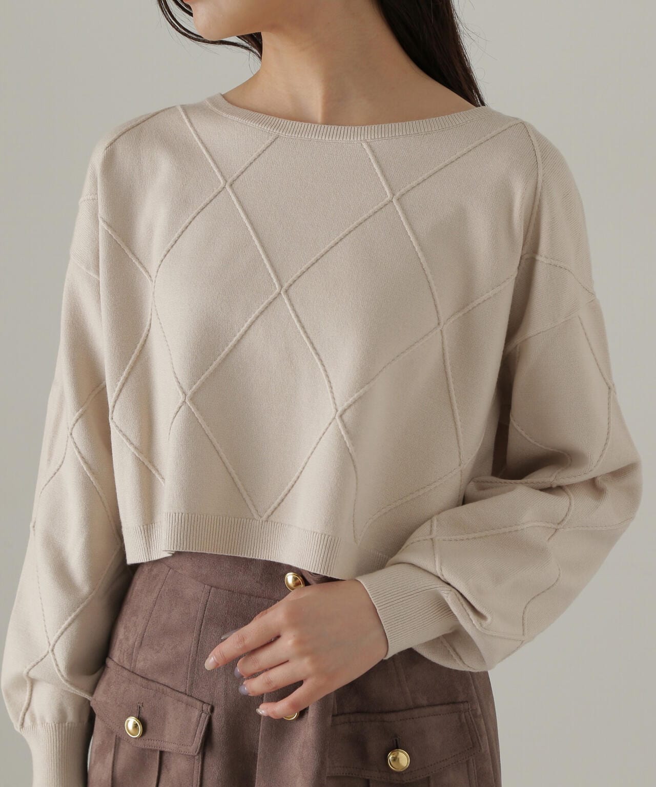 ダイヤ柄ショート丈ニット