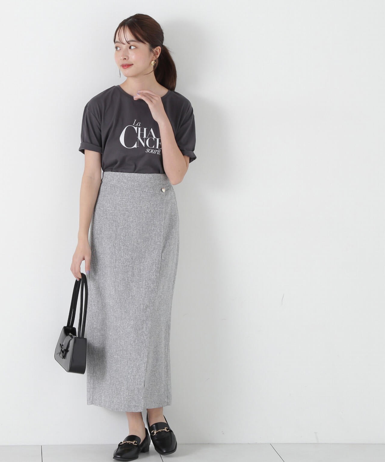 ロゴTシャツ