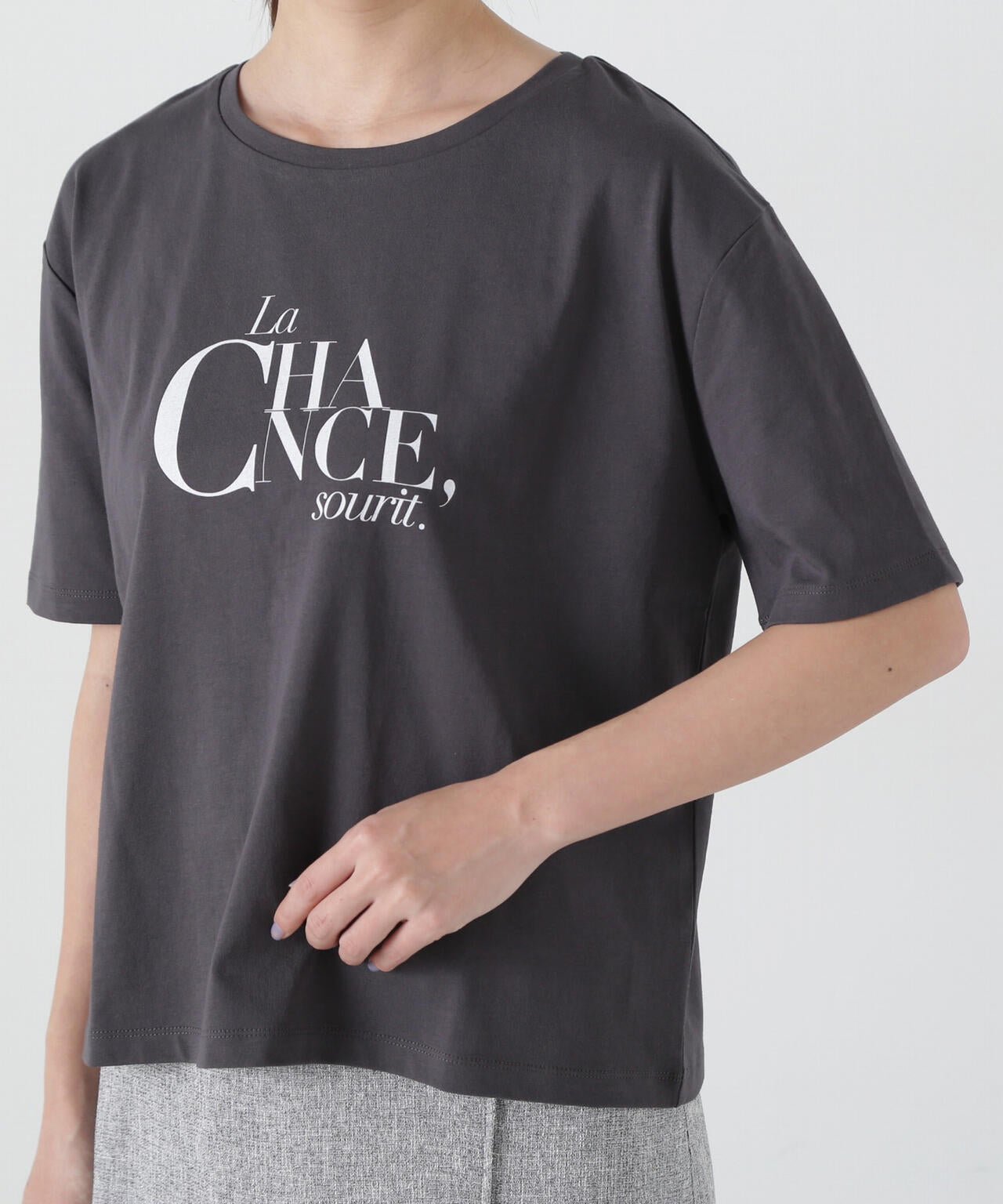 ロゴTシャツ