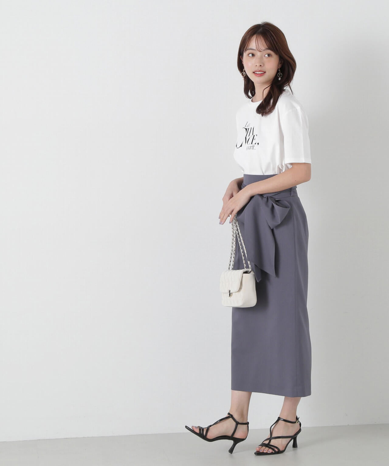 ロゴTシャツ