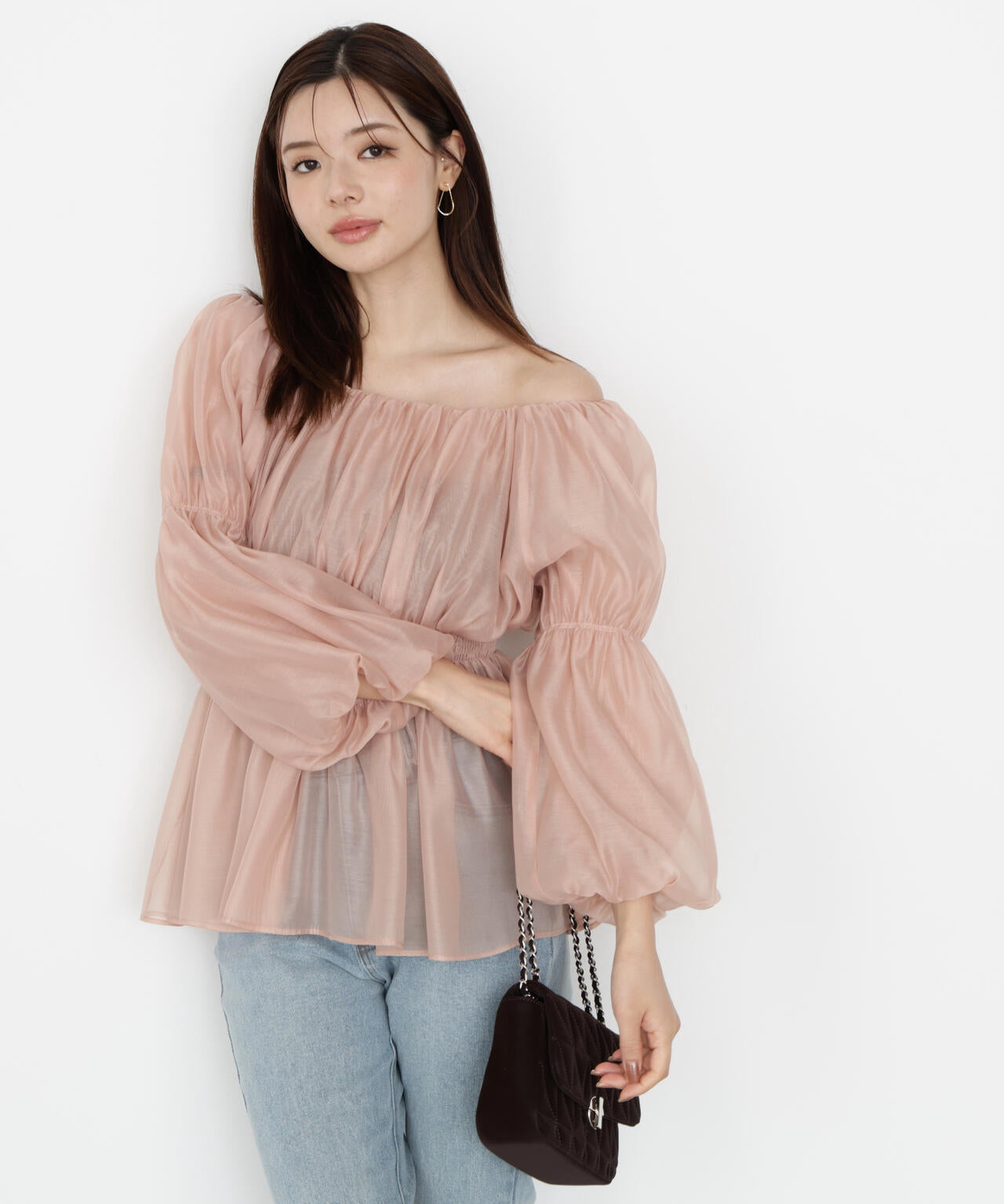 【松川星さん着用】＜ウォッシャブル＞バルーンスリーブオフショルブラウス【ピンク：WEB・一部店舗限定】