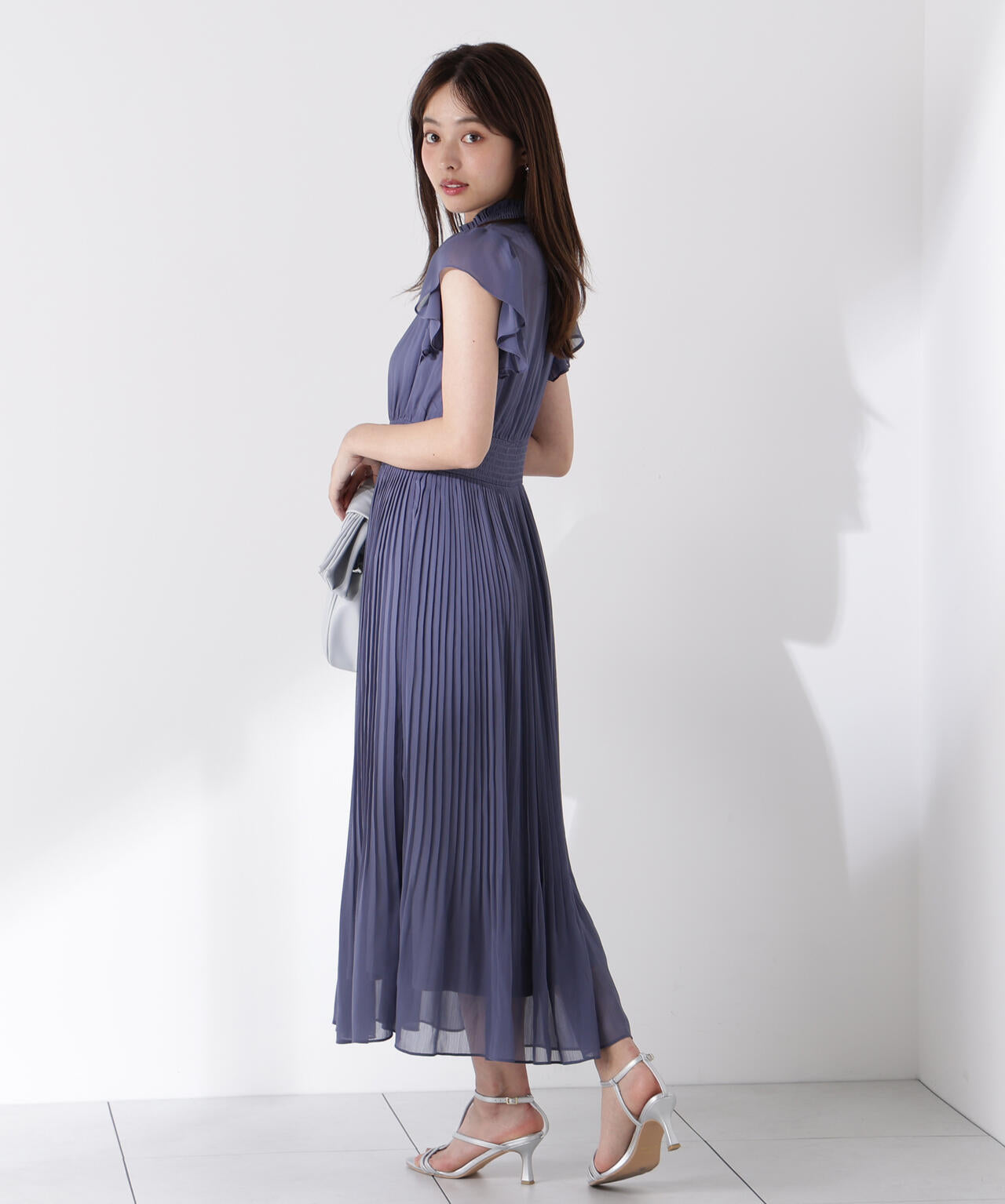 シフォン楊柳プリーツワンピース