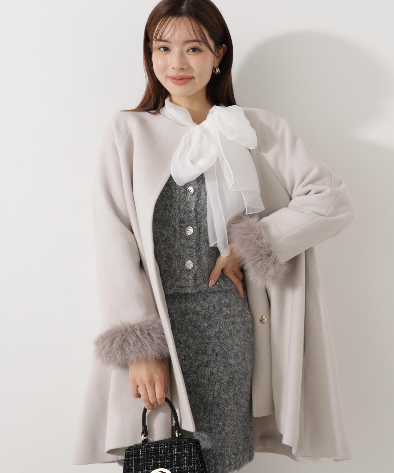【加藤栞さん着用】イレヘムミドル丈コート