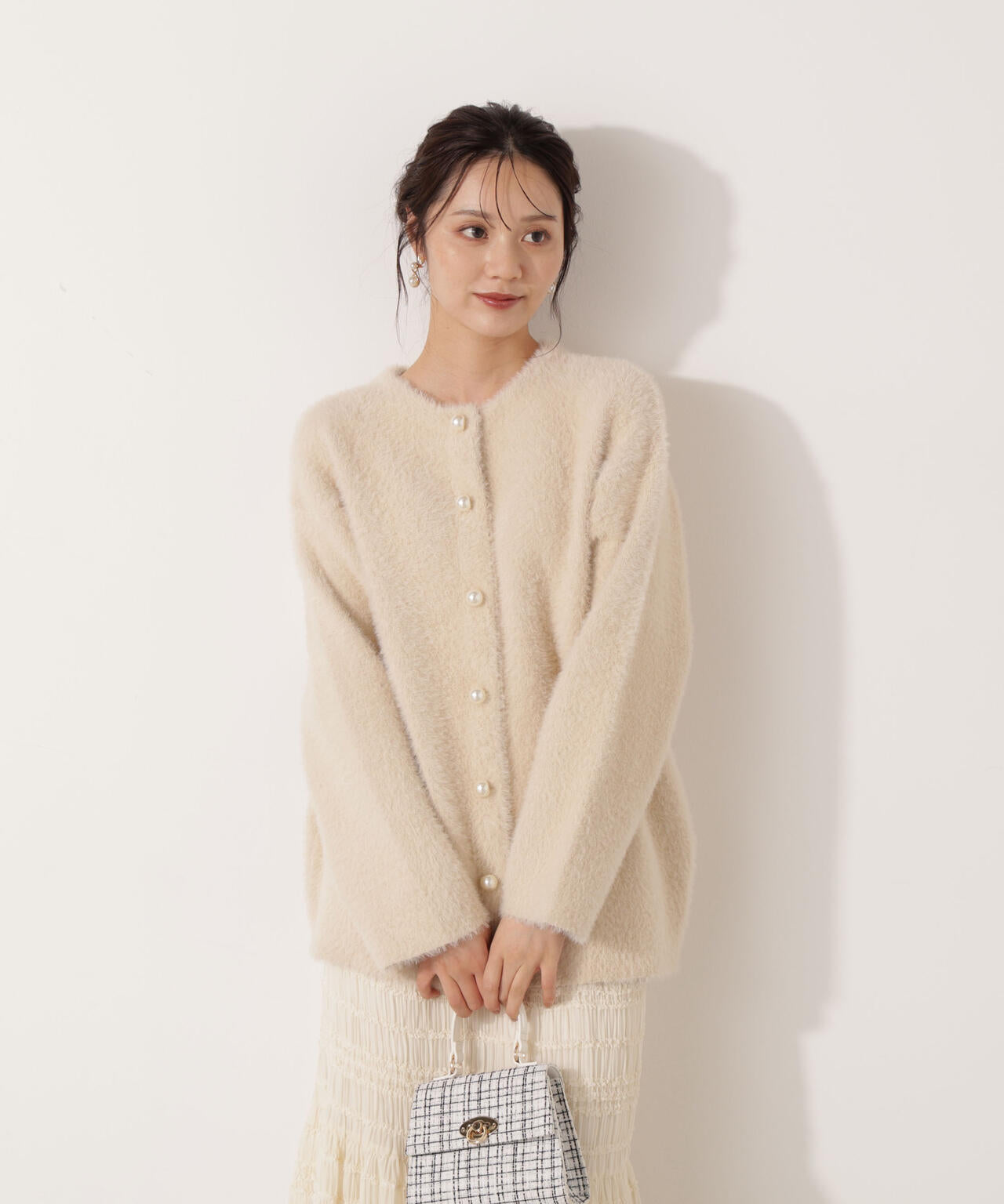 【青島心さん着用】フェザージャコット【アイボリー：WEB限定】