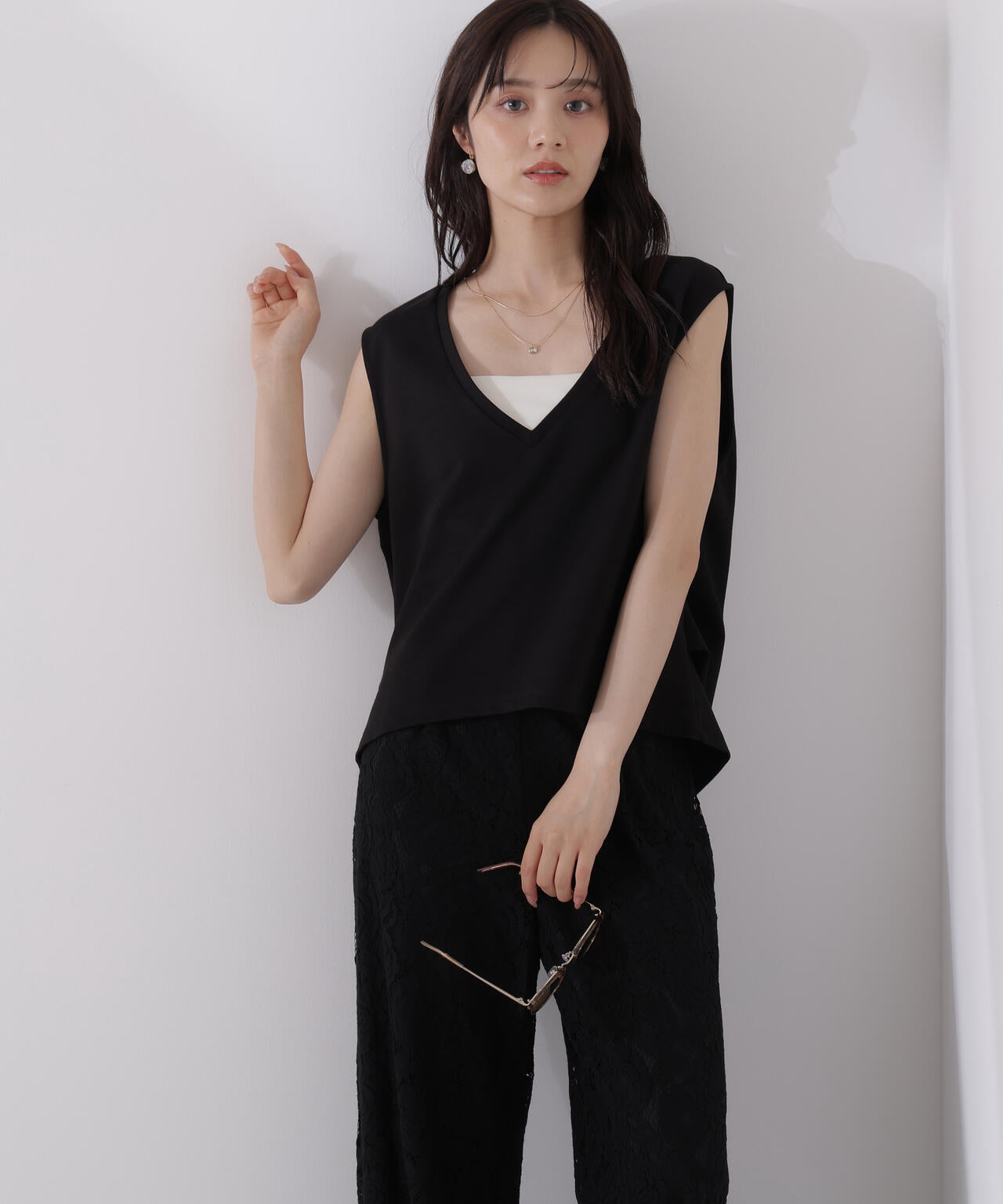 ＜ウォッシャブル＞Vネックフォルムカットソー