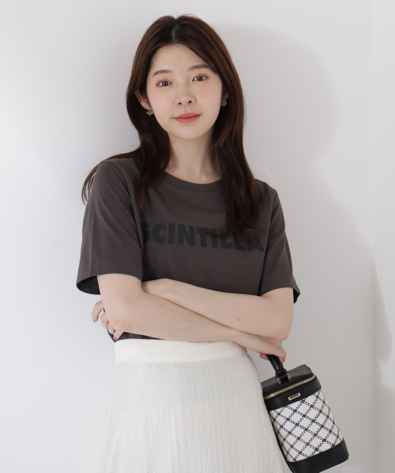 ＜ウォッシャブル＞ゴシックロゴTシャツ
