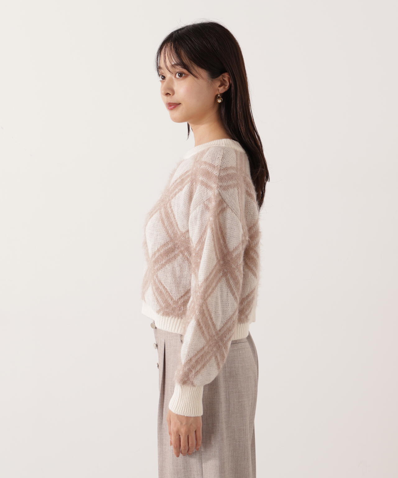 ヘアリーチェックニット