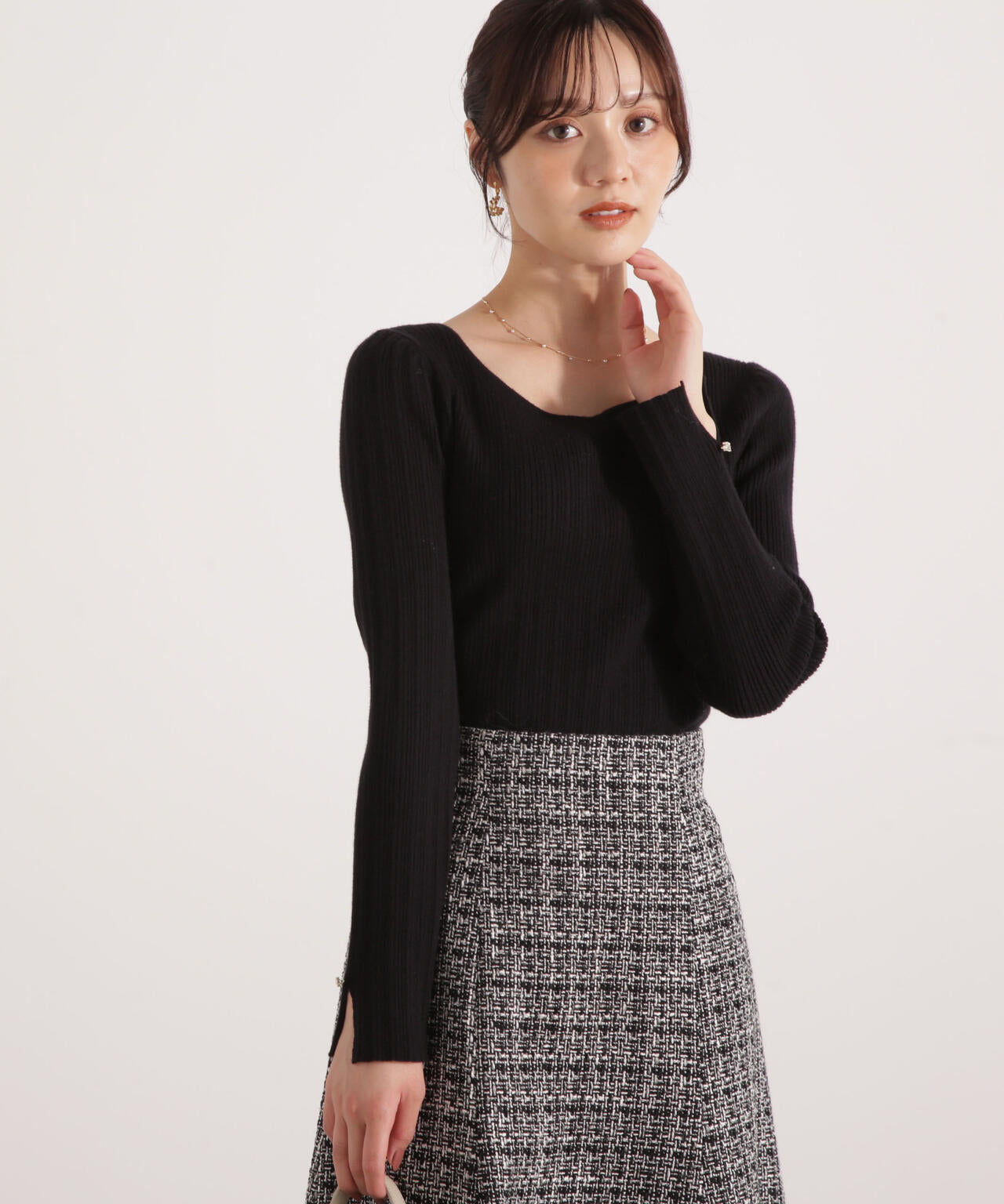 【青島心さん着用】＜ウォッシャブル＞ハートネックリブニット