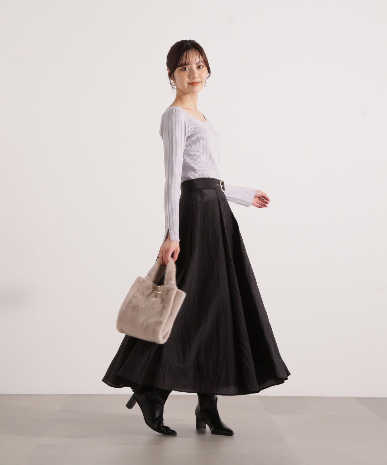 【青島心さん着用】＜ウォッシャブル＞ハートネックリブニット
