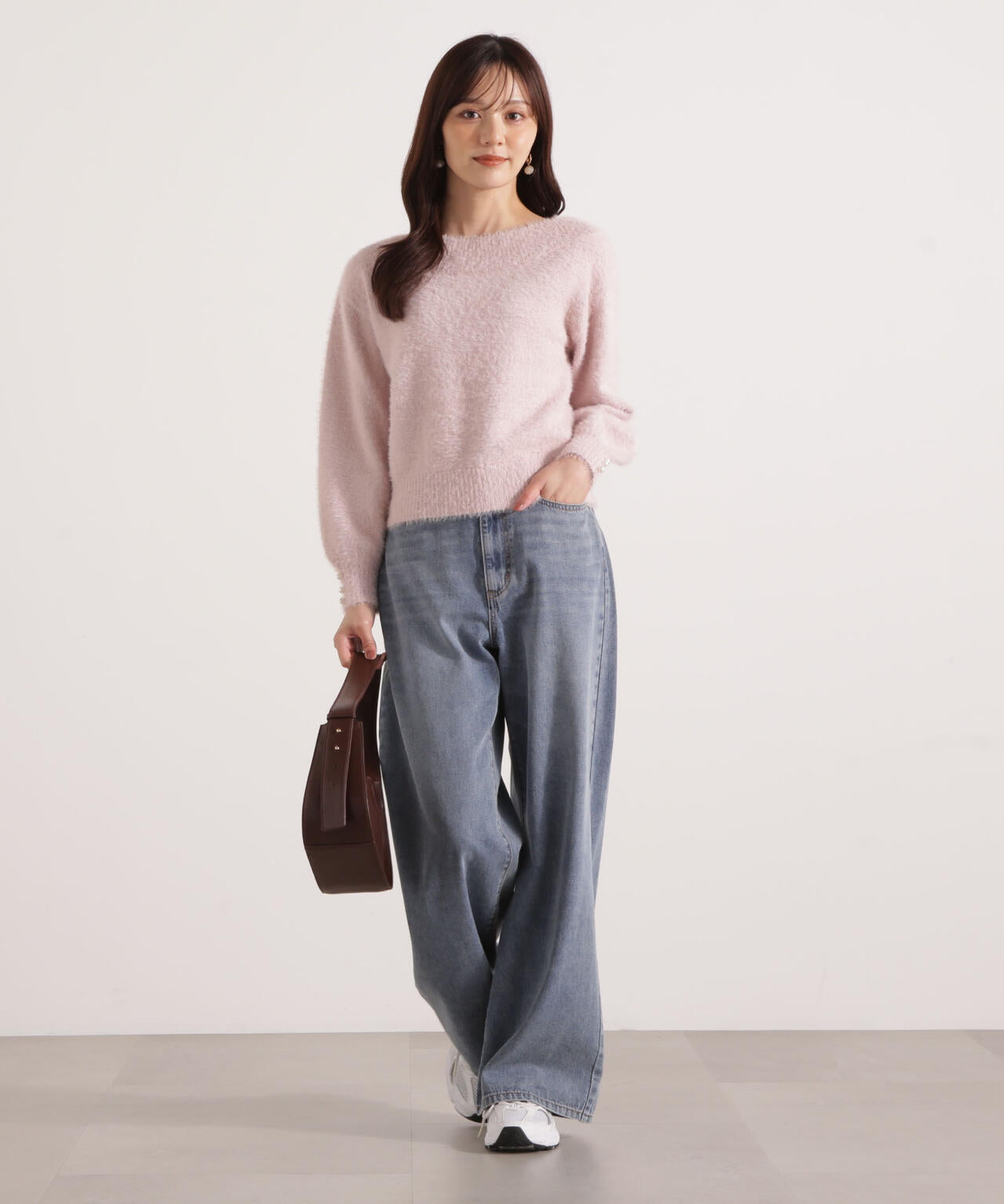 【加藤栞さん着用】ミニシャギーオフショルニット【ネイビー：WEB・一部店舗限定】