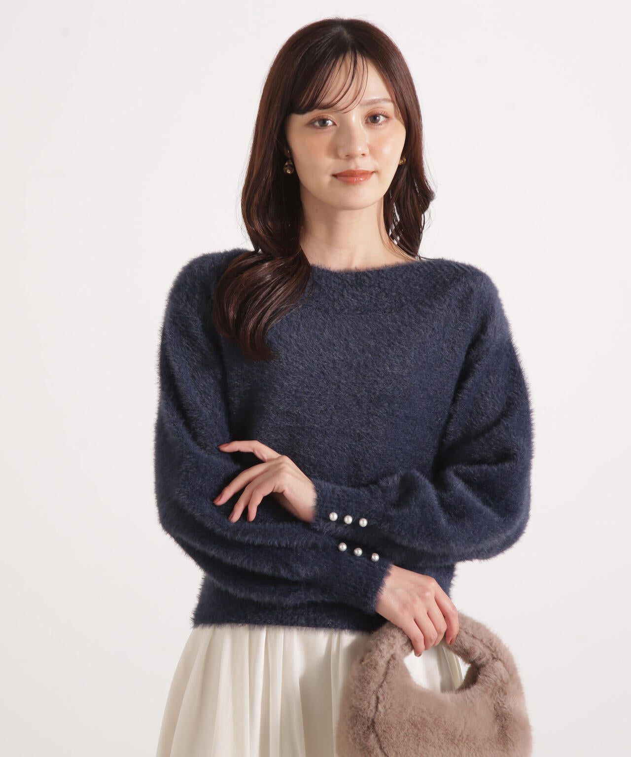 【加藤栞さん着用】ミニシャギーオフショルニット【ネイビー：WEB・一部店舗限定】