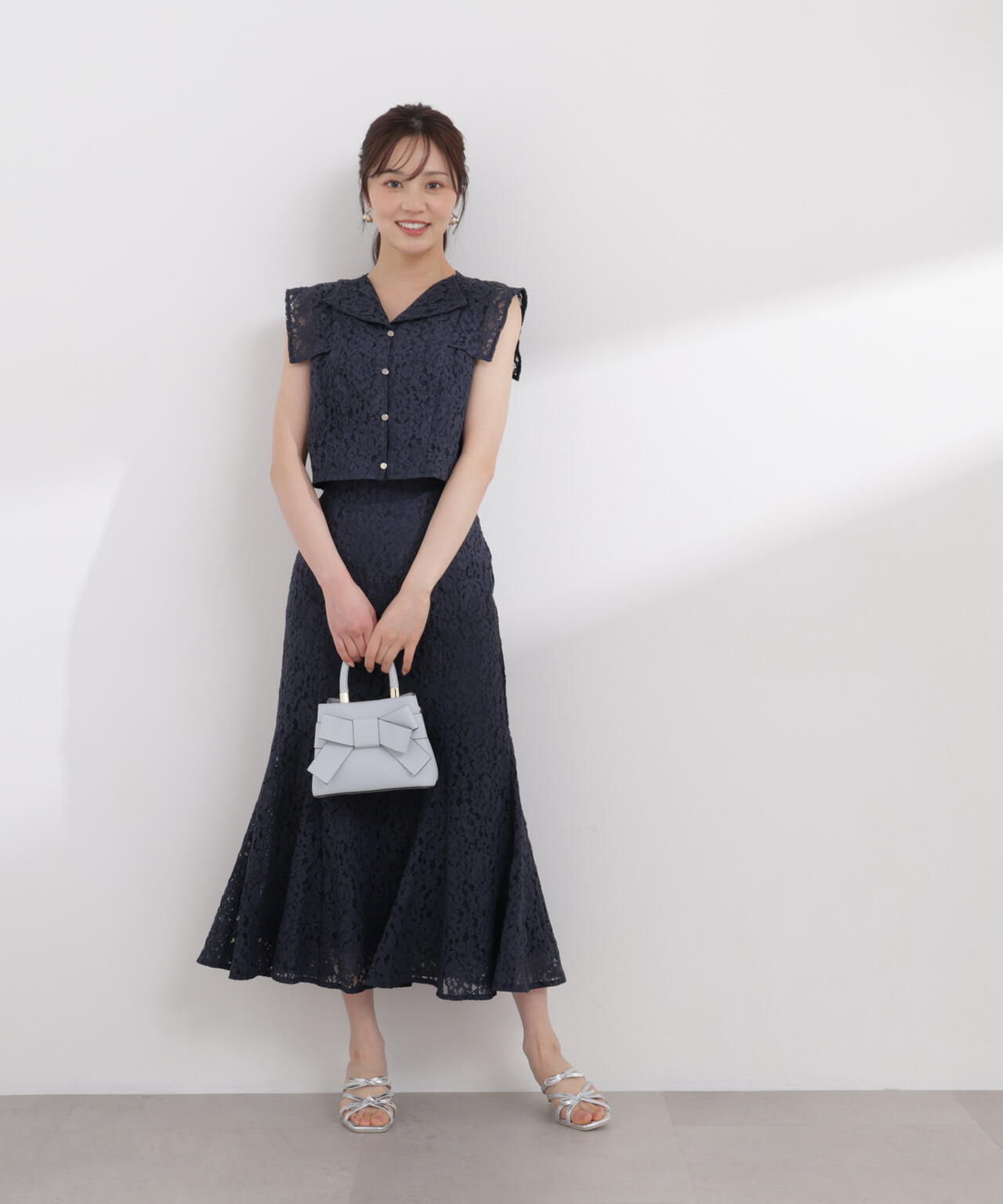 ＜加藤栞さん着用＞衿付きレースブラウス