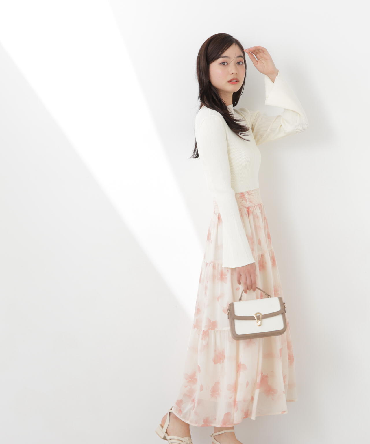 ニットドッキング花柄シャーリングワンピース