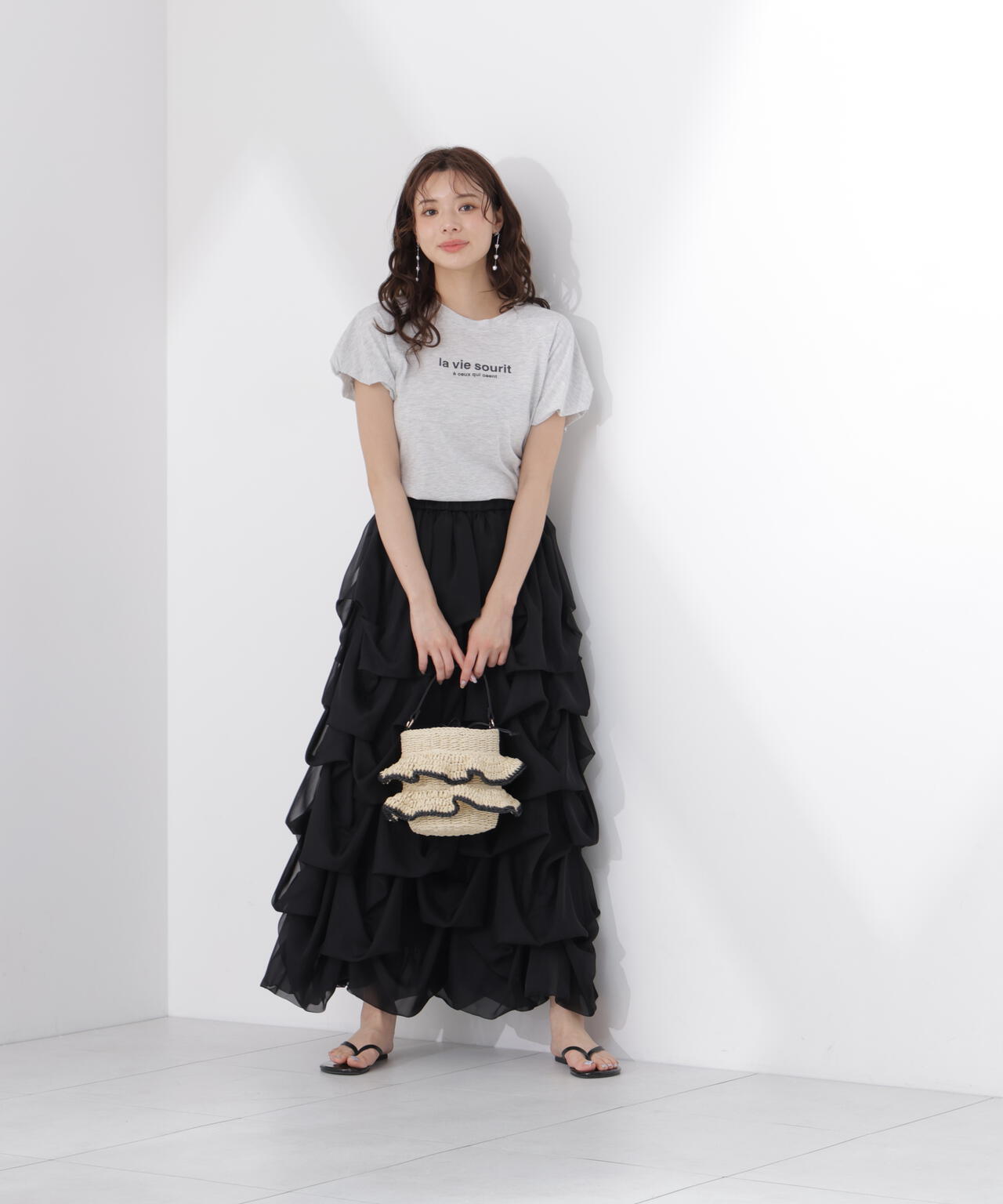 ＜加藤栞さん着用＞パフスリーブロゴTシャツ
