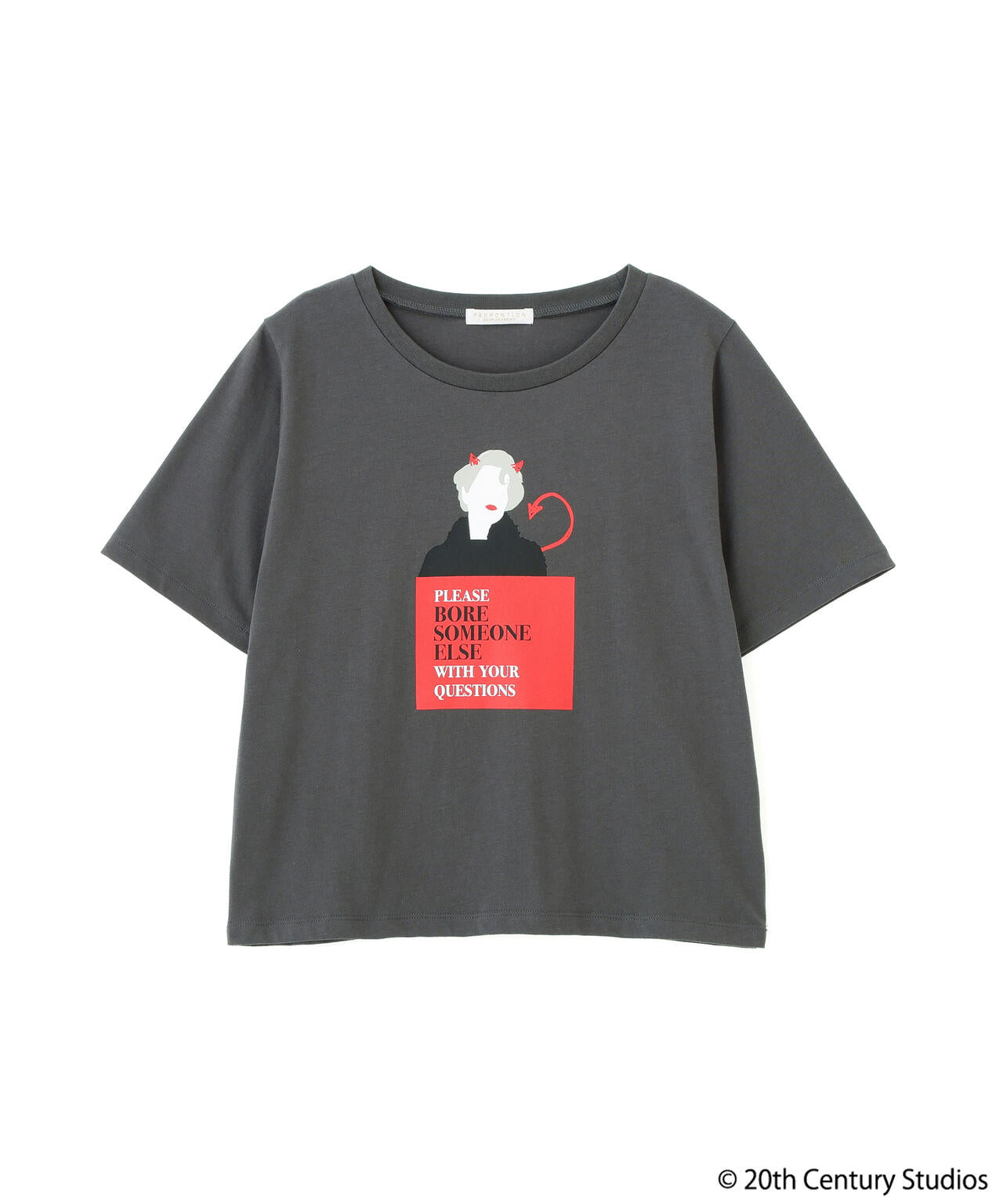 プラダを着た悪魔／フロントプリントTシャツ