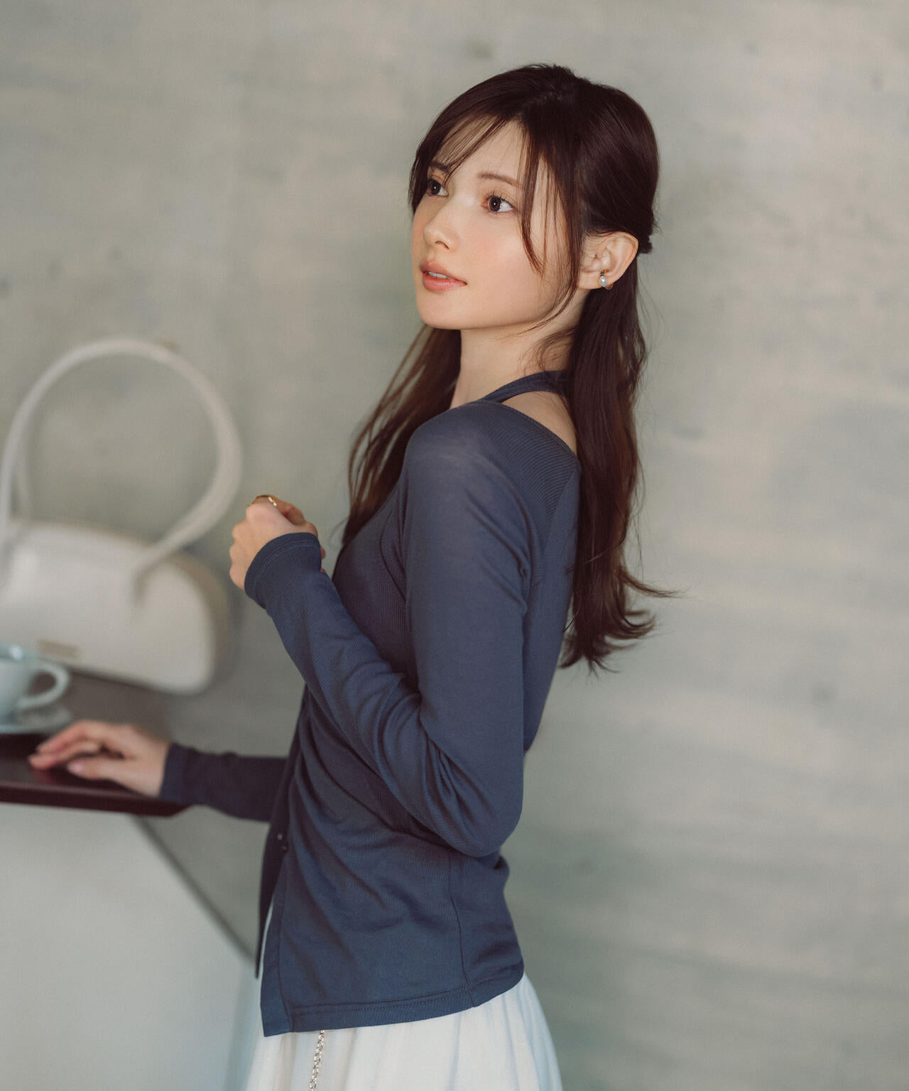 〈a/mie〉ホルターネックカット SETUP