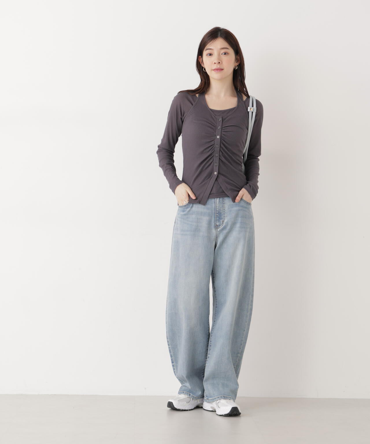 167cm 着用サイズ：FR