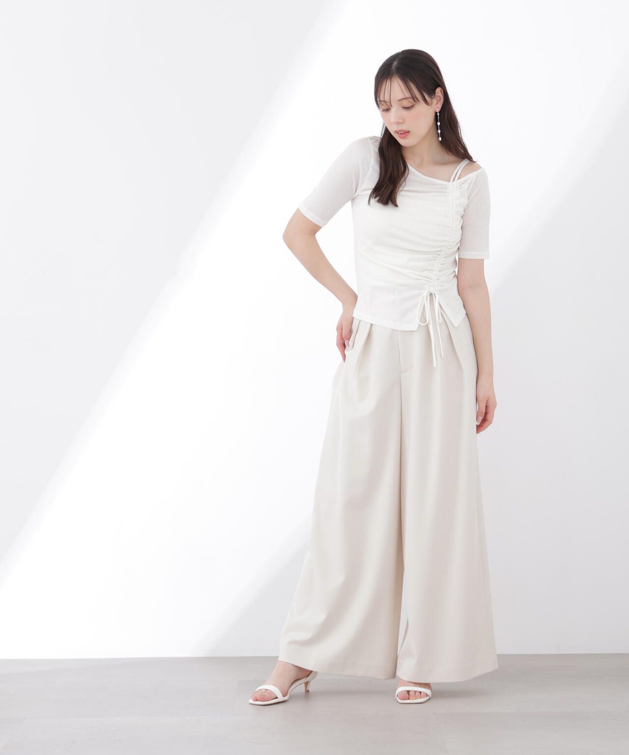 ＜中川紅葉さん着用＞〈a/mie〉アシメドロストカットソー