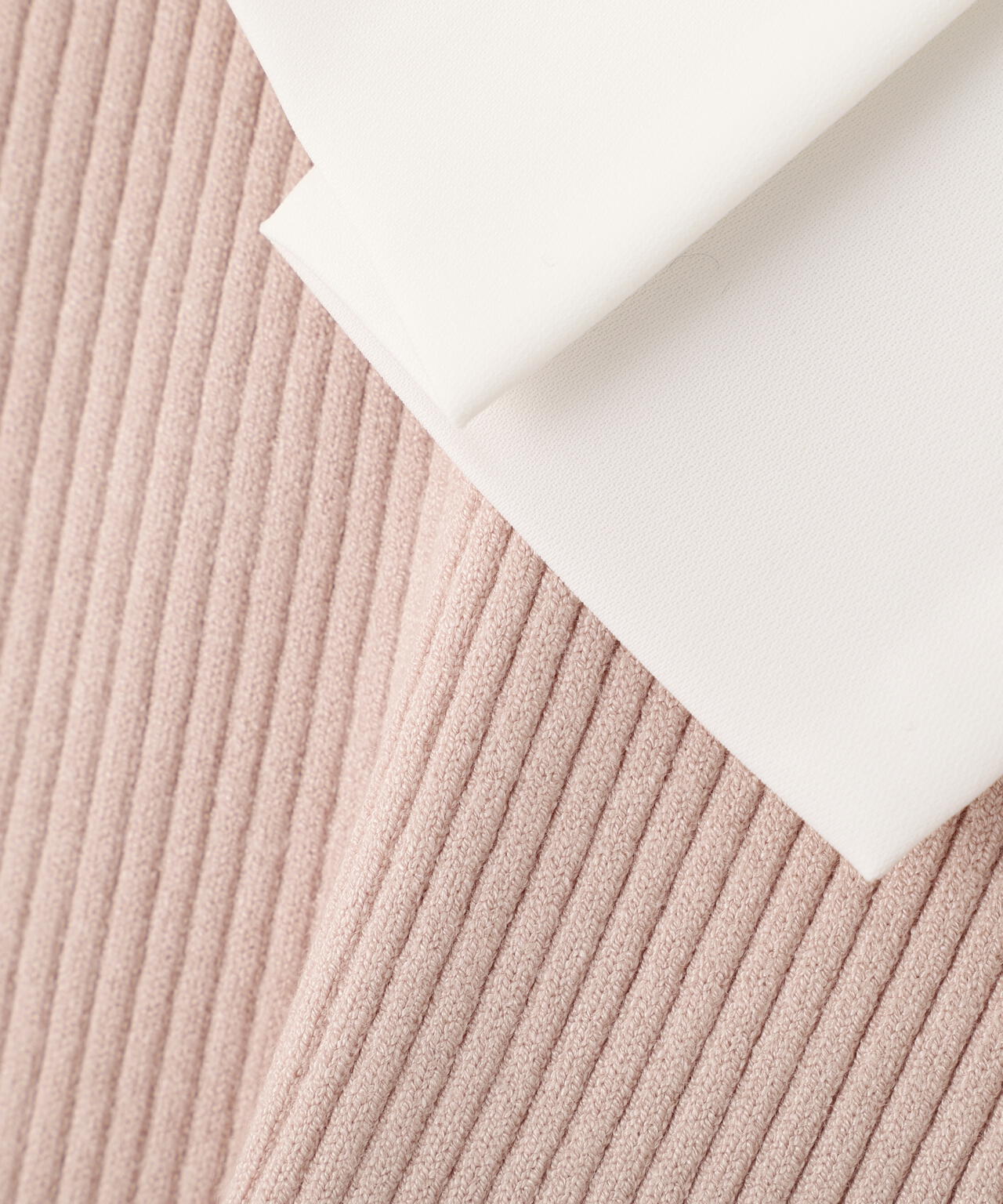 ラッフルカラーニットトップス