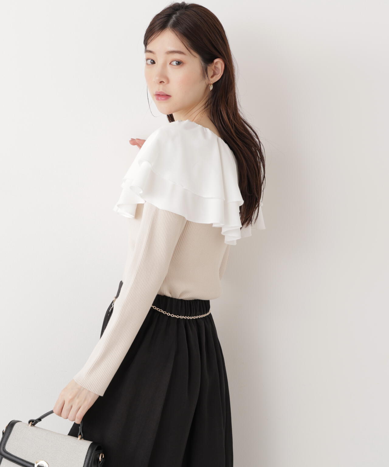ボリュームラッフルニット【ピンク×ピンク：official site・一部店舗限定】