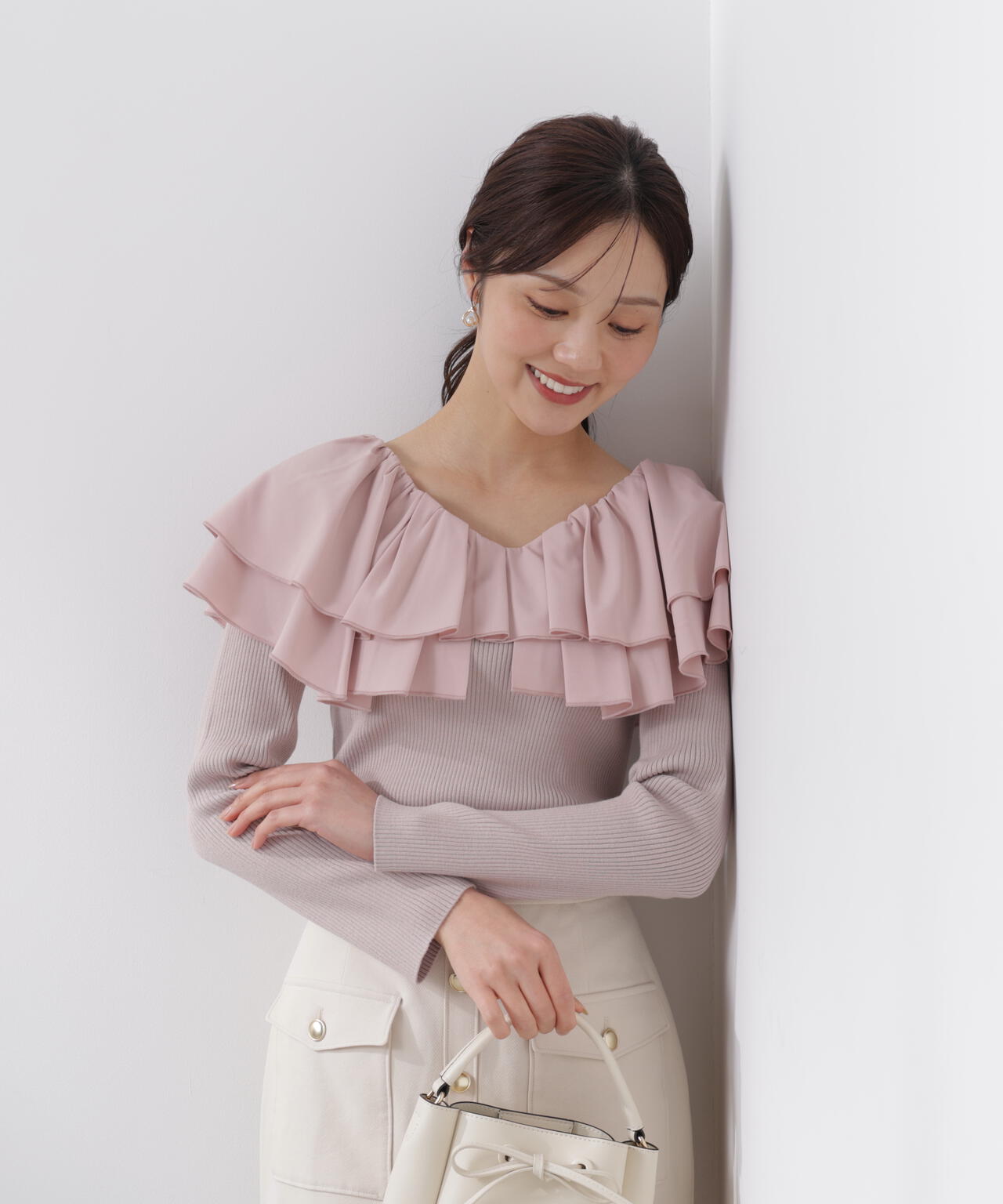 ボリュームラッフルニット【ピンク×ピンク：official site・一部店舗限定】