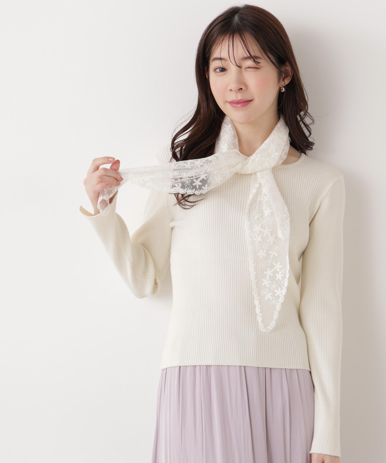 《EDIT COLOGNE》レーススカーフ付きリブニット【ホワイト×ブラックボーダー：official site・ZOZO・一部店舗限定】