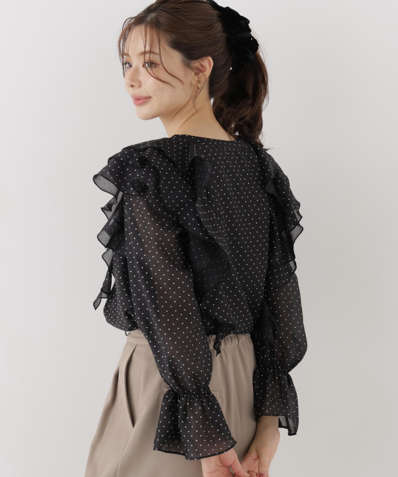 165cm 着用サイズ：FR